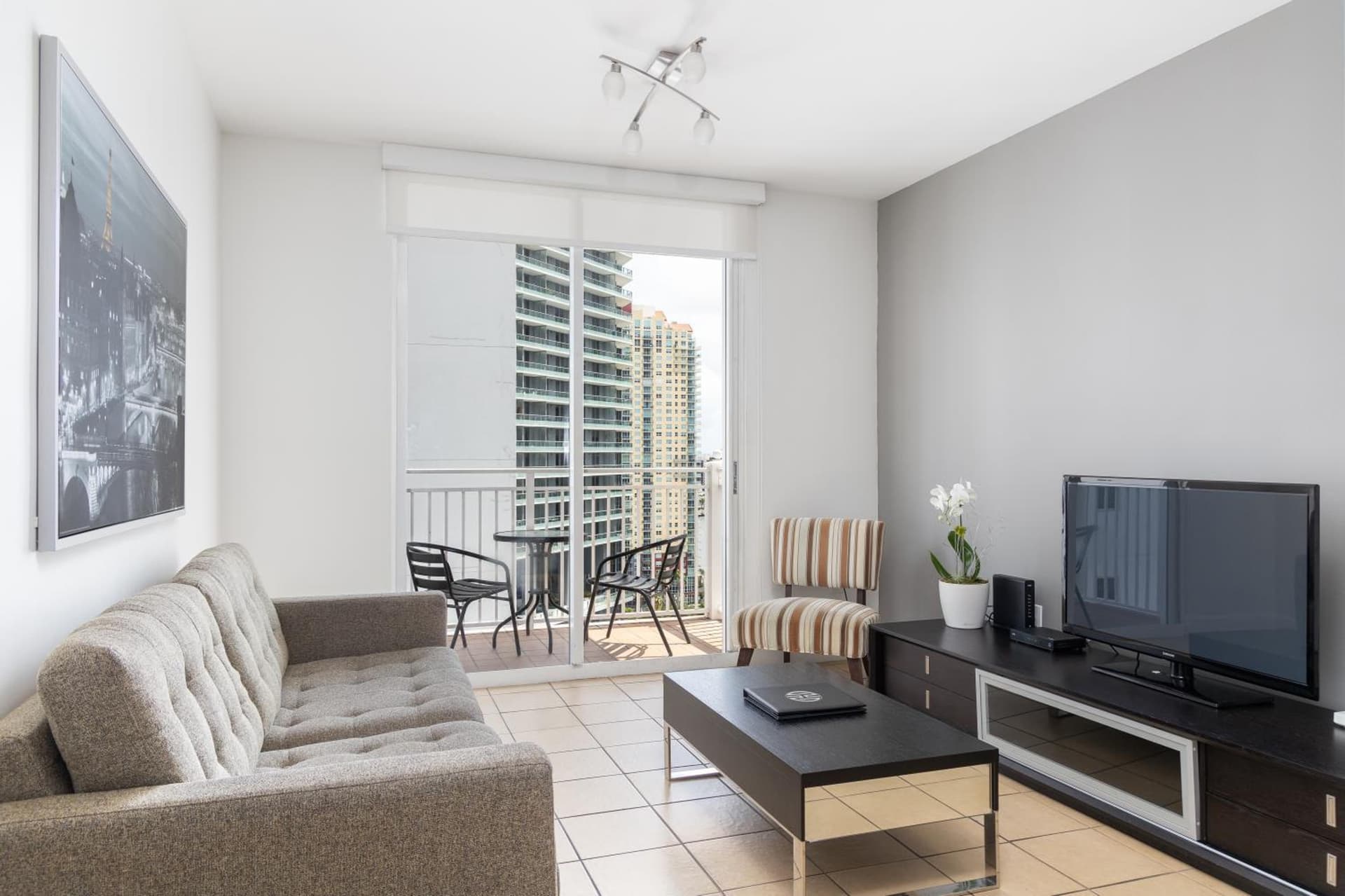 Fortune House Hotel Suites gallery photo in Miami, FL — image 53