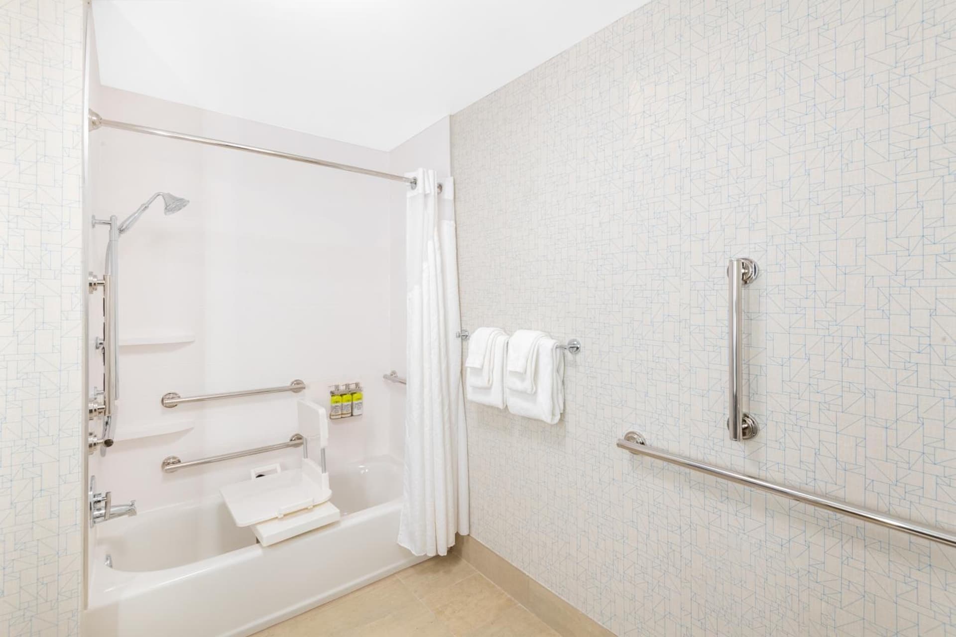 Holiday Inn Express & Suites - Phoenix - Airport North by IHG gallery photo in Phoenix, AZ — image 64