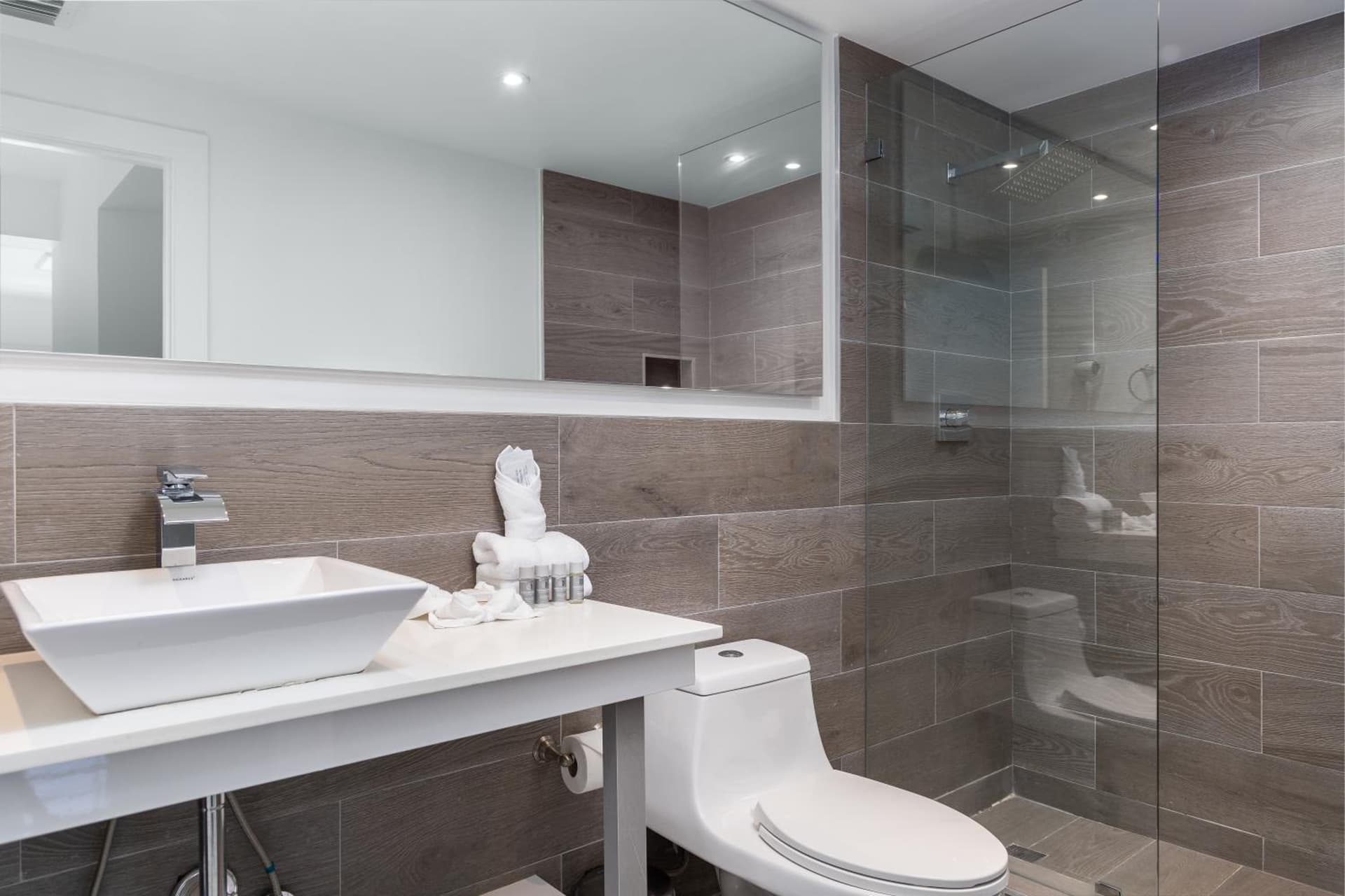 Fortune House Hotel Suites gallery photo in Miami, FL — image 17
