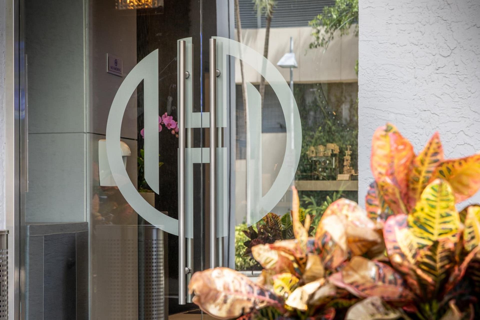Fortune House Hotel Suites gallery photo in Miami, FL — image 117
