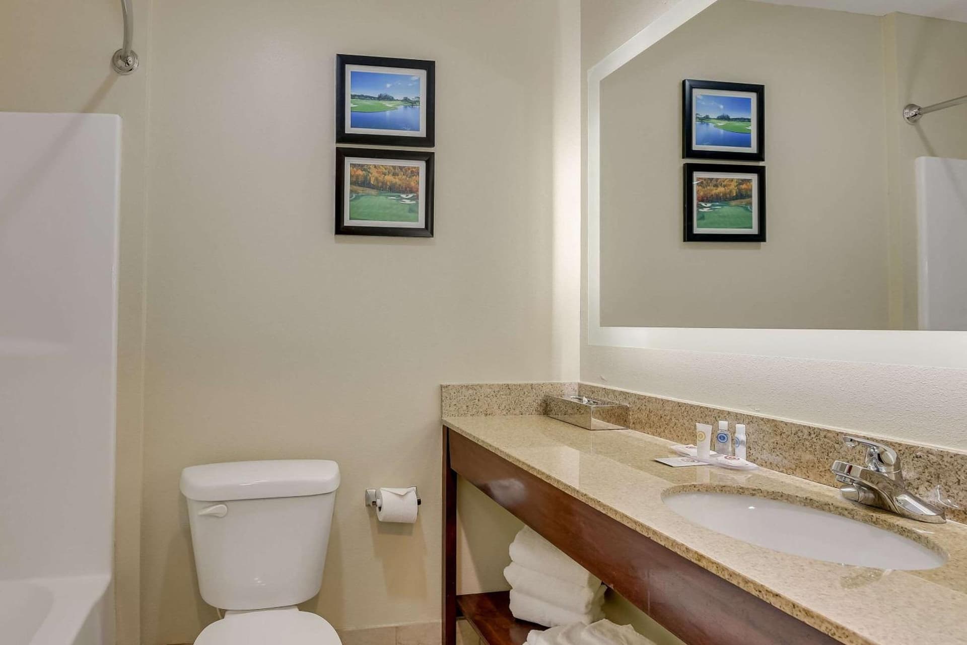 Comfort Inn & Suites Augusta Fort Gordon Area gallery photo in Augusta, GA — image 29
