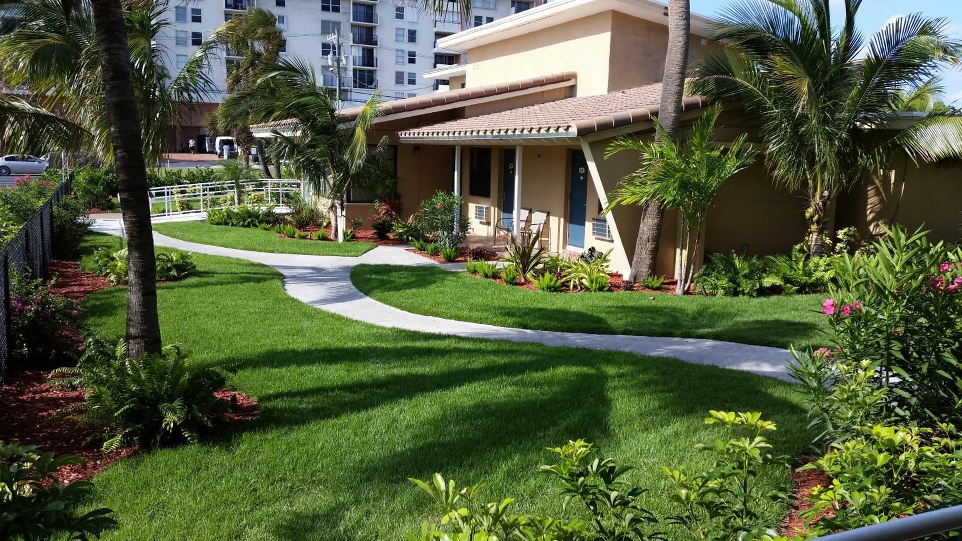 Oceans Beach Resort & Suites gallery photo in Pompano Beach, FL — image 71
