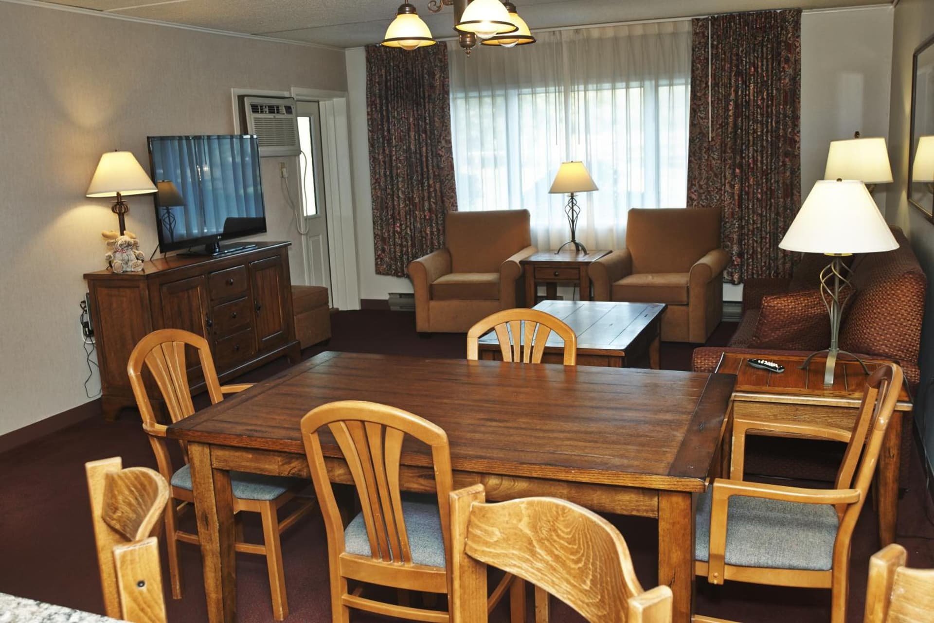 Fireside Inn & Suites Gilford gallery photo in Gilford — image 30