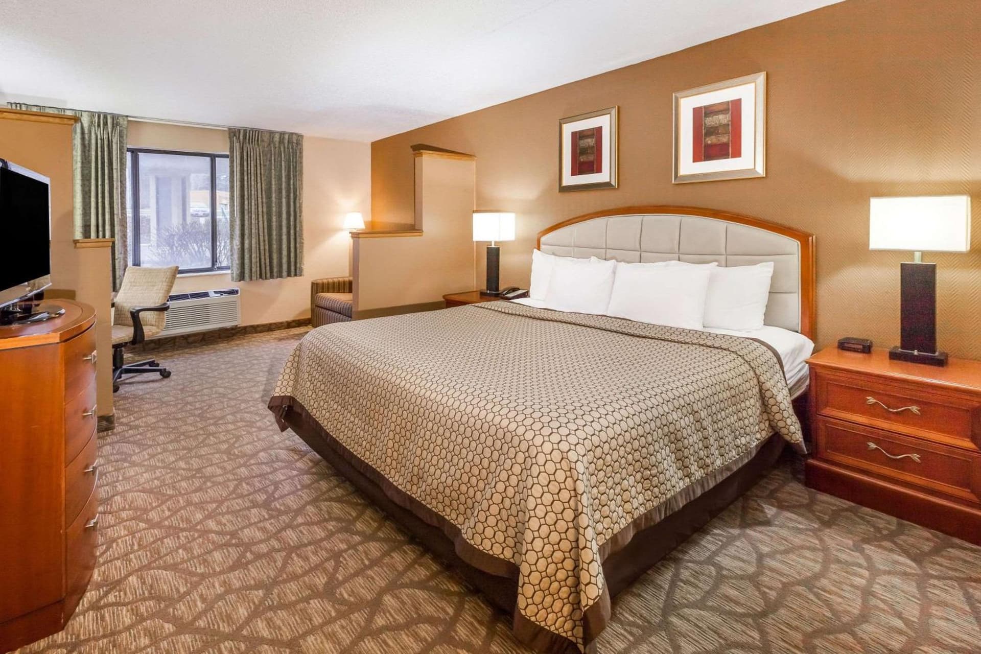 Quality Inn & Suites Richfield property views in Richfield, OH — gallery photo 3