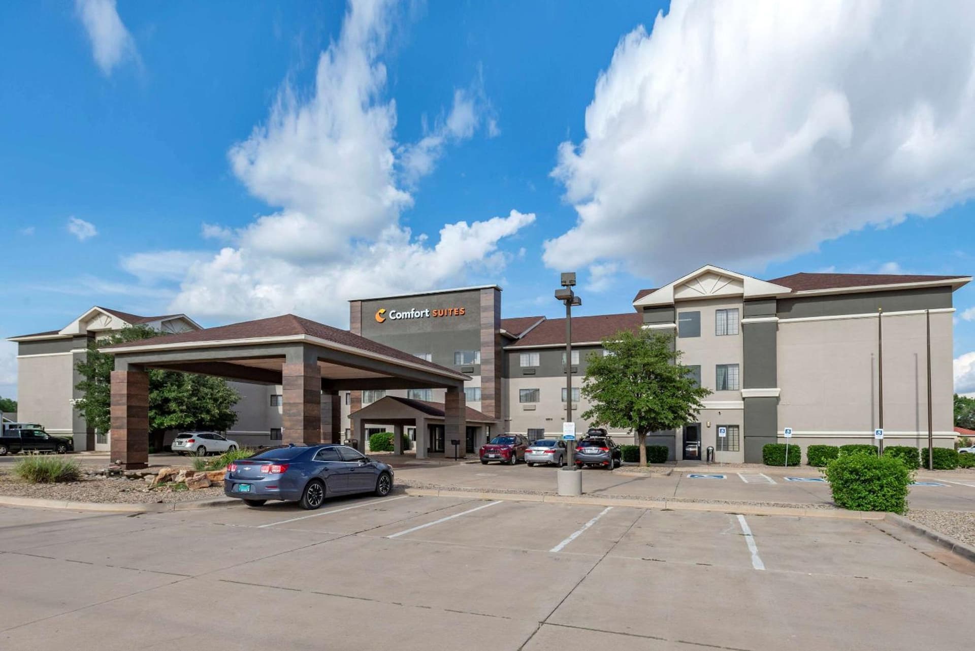 Comfort Suites Clovis North interior in Clovis, NM — gallery photo 2