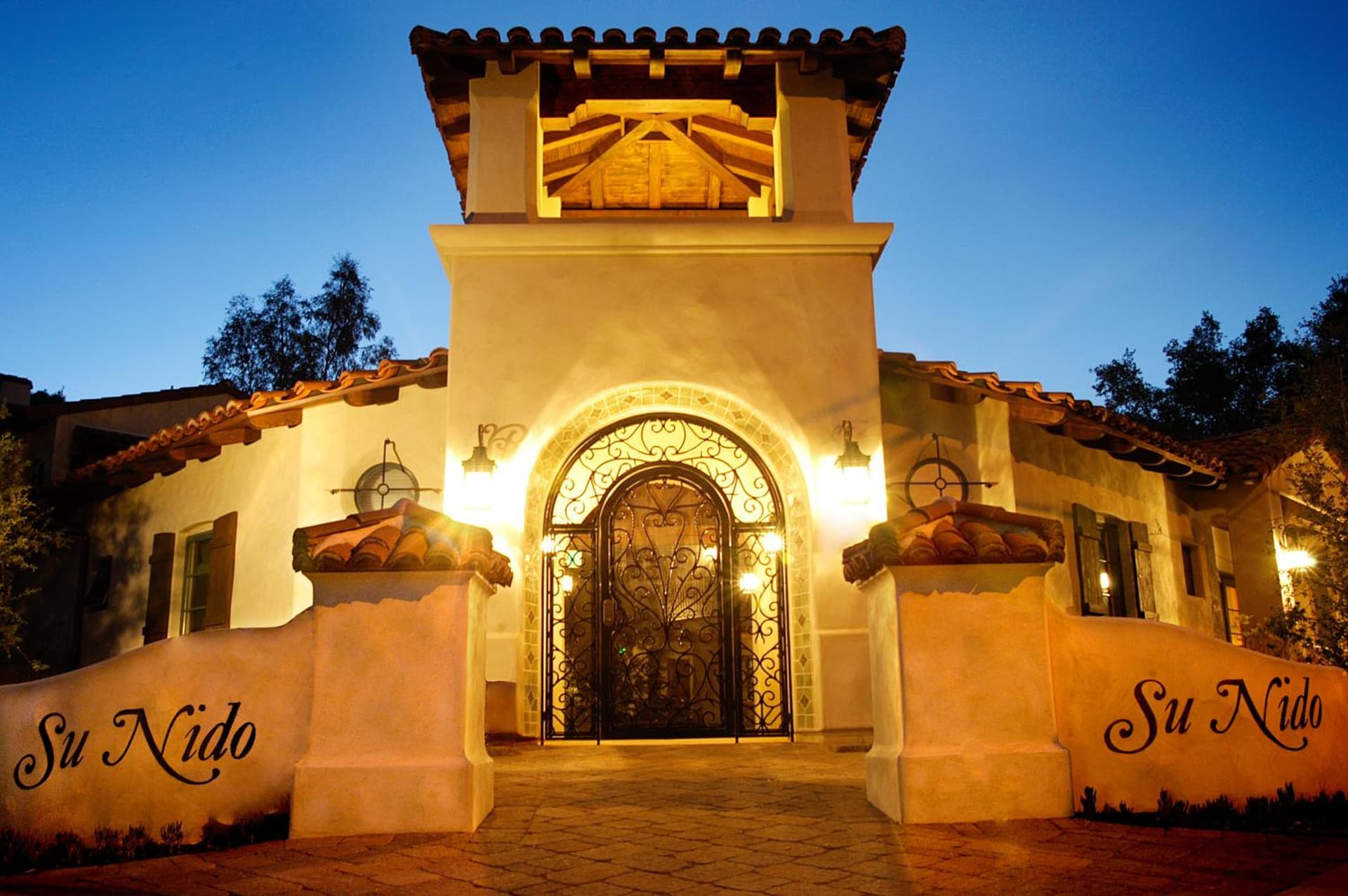 Su Nido Inn featured exterior or lobby in Ojai, CA — similar hotel