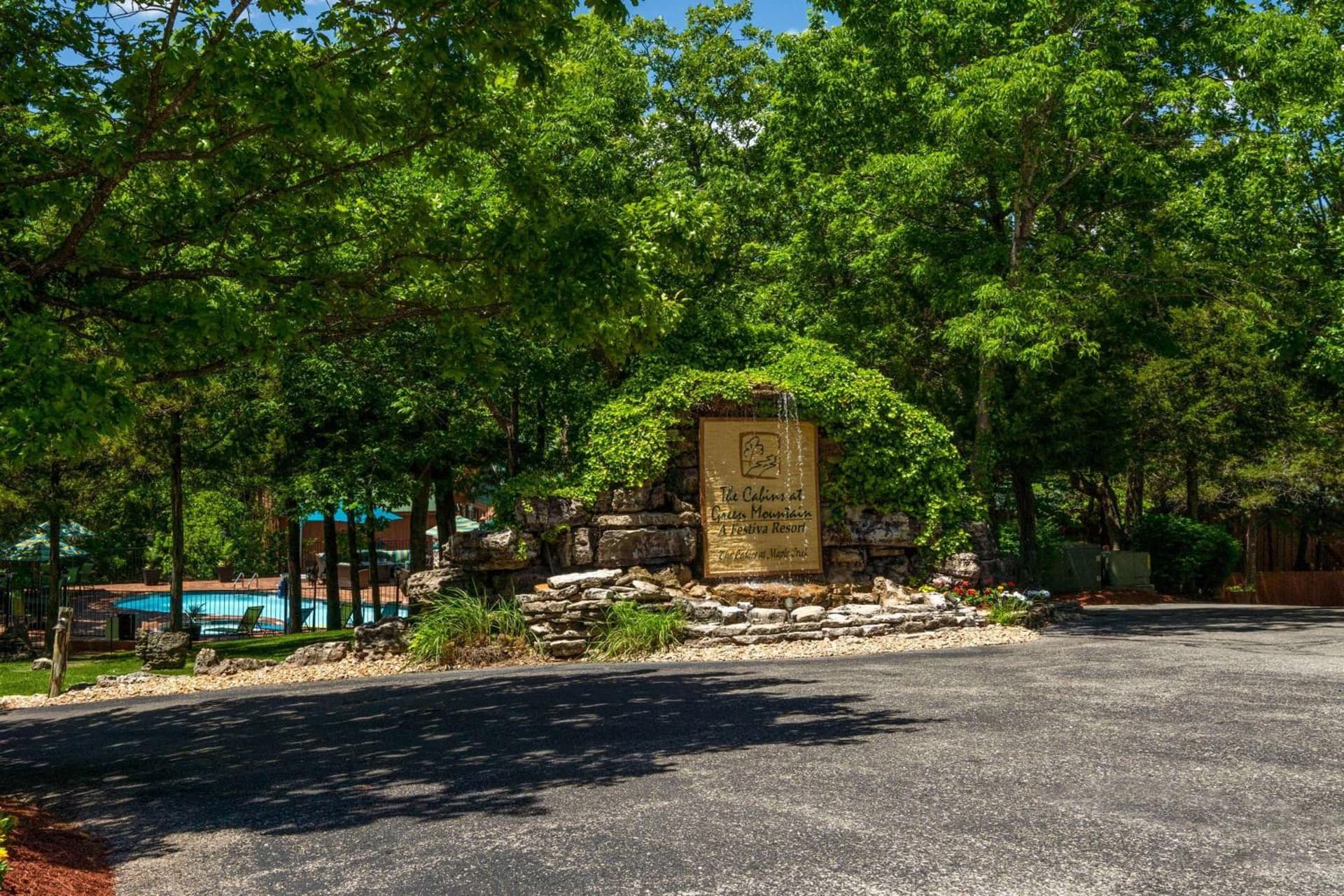 Cabins at Green Mountain, Trademark Collection by Wyndham property views in Branson, MO — gallery photo 3