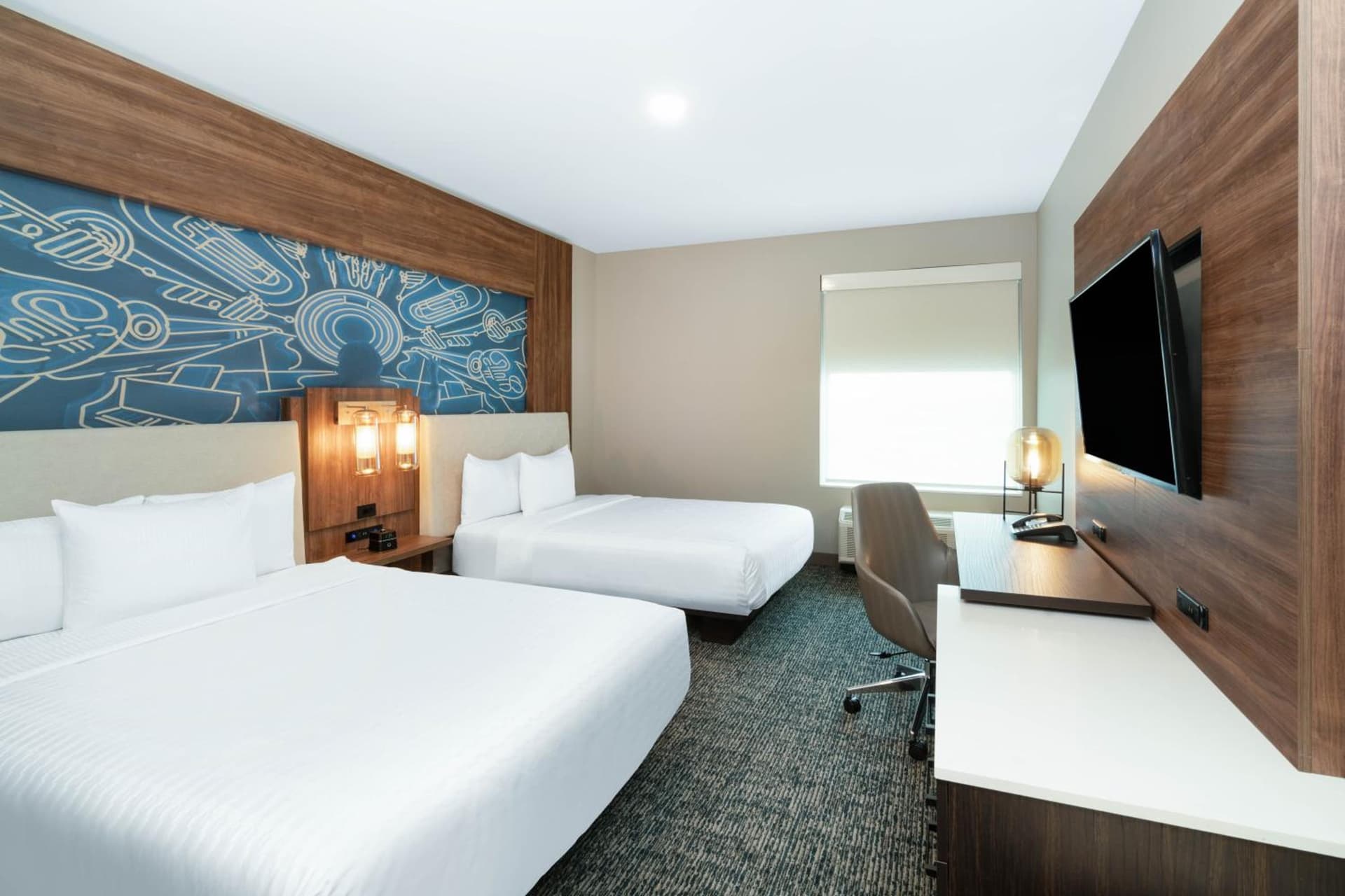 La Quinta Inn & Suites by Wyndham Nashville Downtown Stadium gallery photo in Nashville, TN — image 48