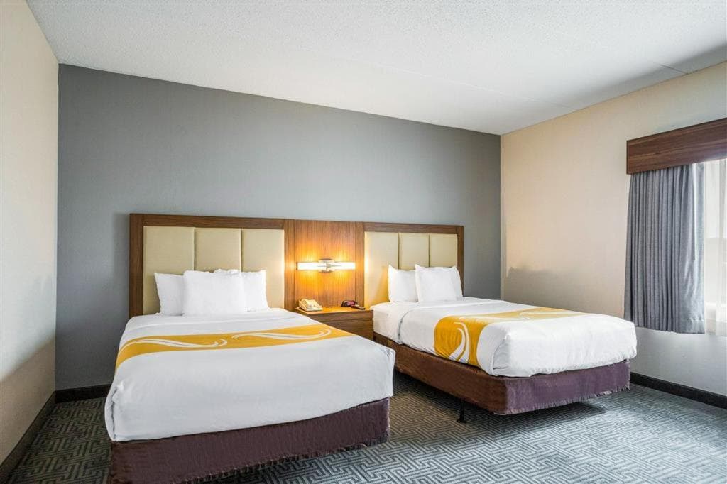 Quality Suites Lansing West gallery photo in Lansing, MI — image 37