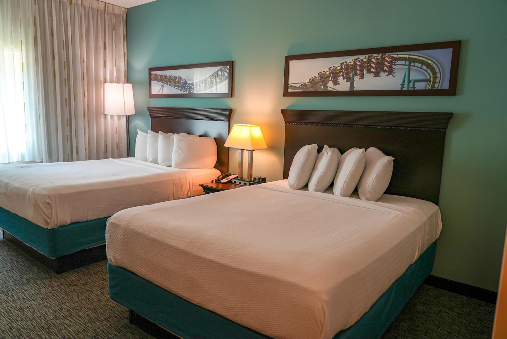 Cedar Point's Express Hotel gallery photo in Sandusky, OH — image 13