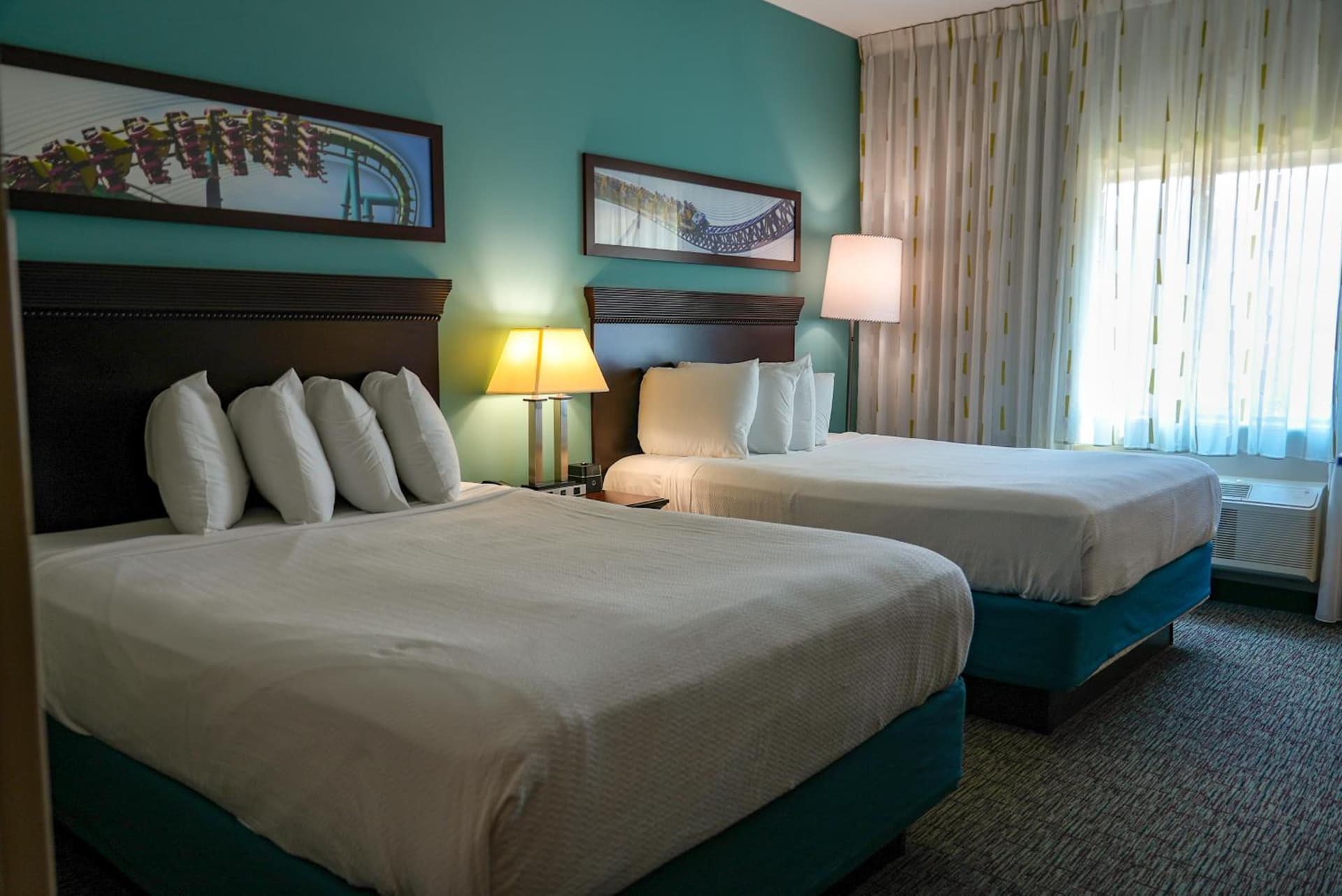Cedar Point's Express Hotel gallery photo in Sandusky, OH — image 12