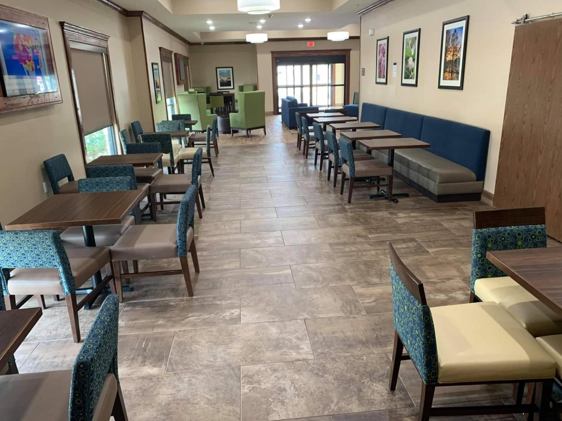 Comfort Suites West Monroe near Ike Hamilton Expo Center gallery photo in West Monroe, LA — image 40