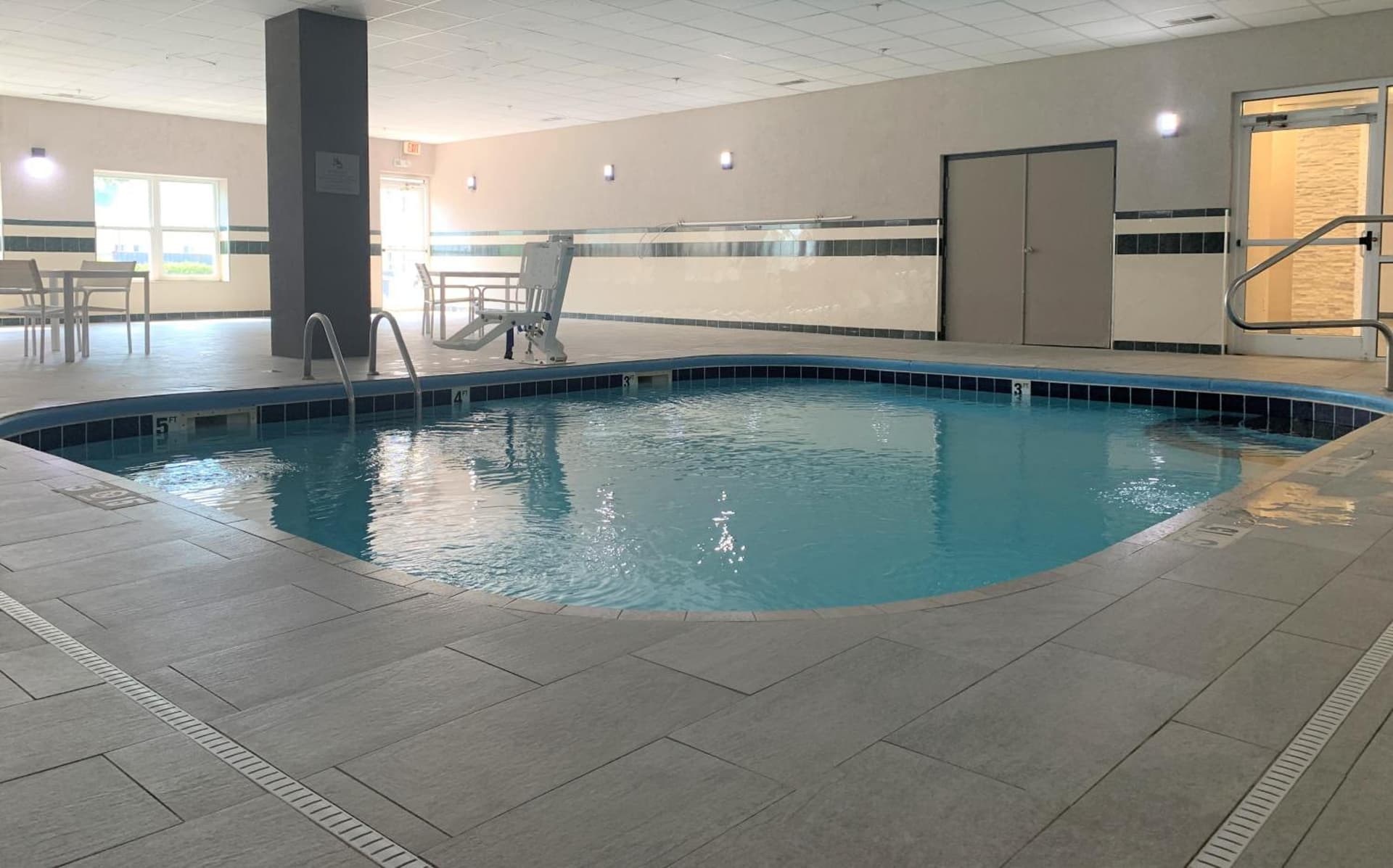 Country Inn & Suites by Radisson, Clarksville, TN gallery photo in Clarksville, TN — image 4