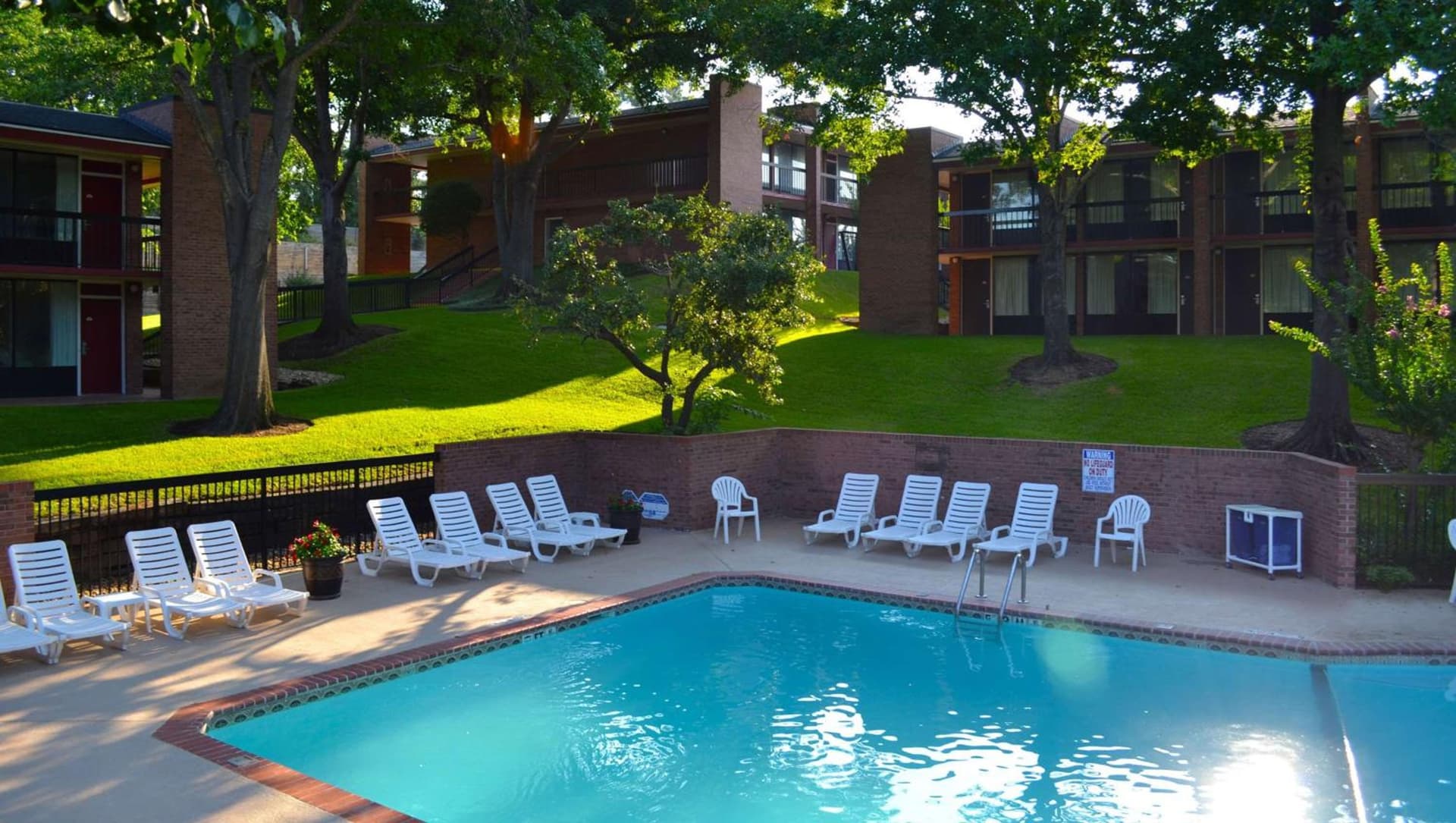 Magnuson Grand Hotel and Conference Center Tyler gallery photo in Tyler, TX — image 37
