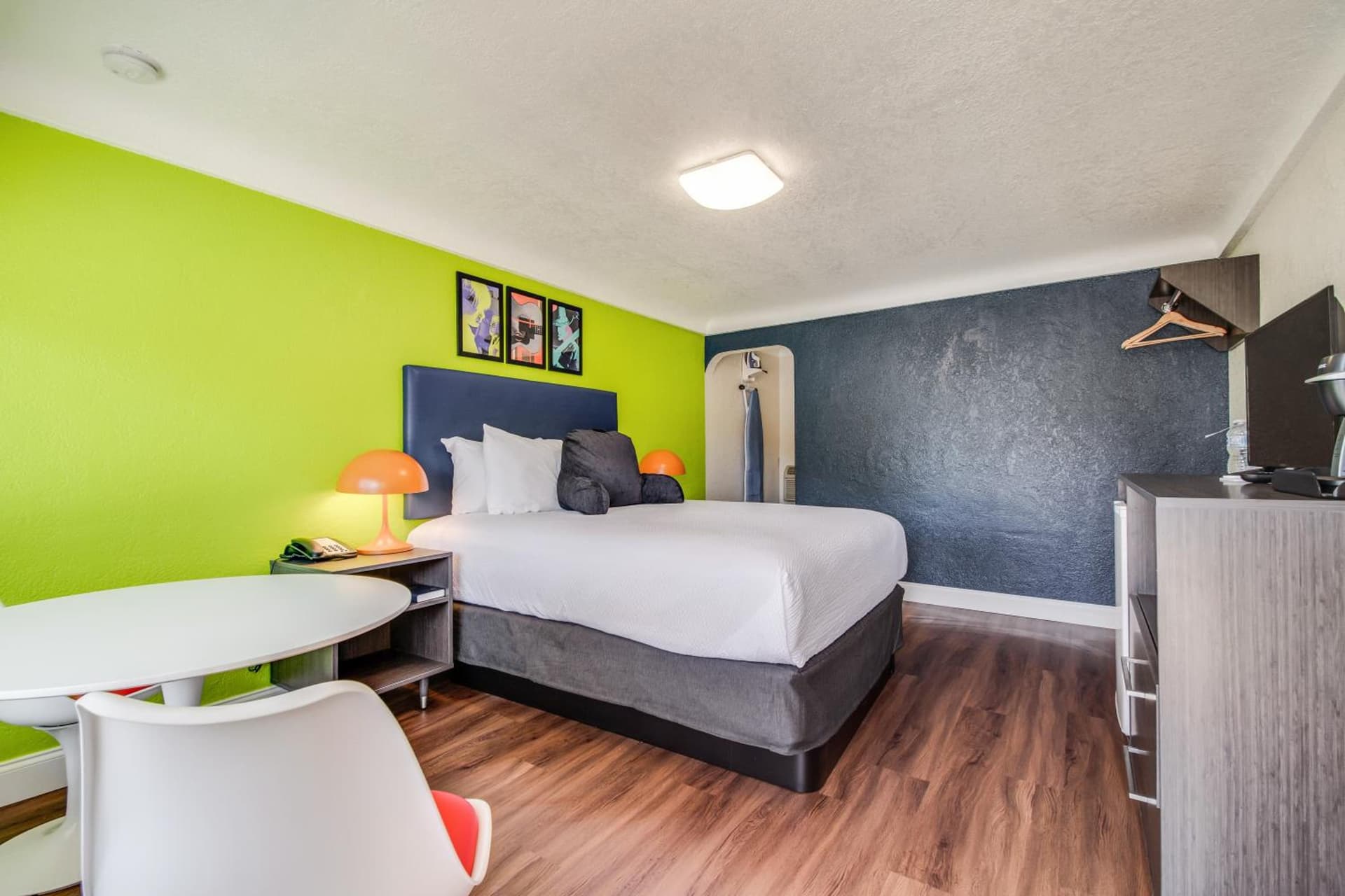 Signature Inn Eugene gallery photo in Eugene, OR — image 16