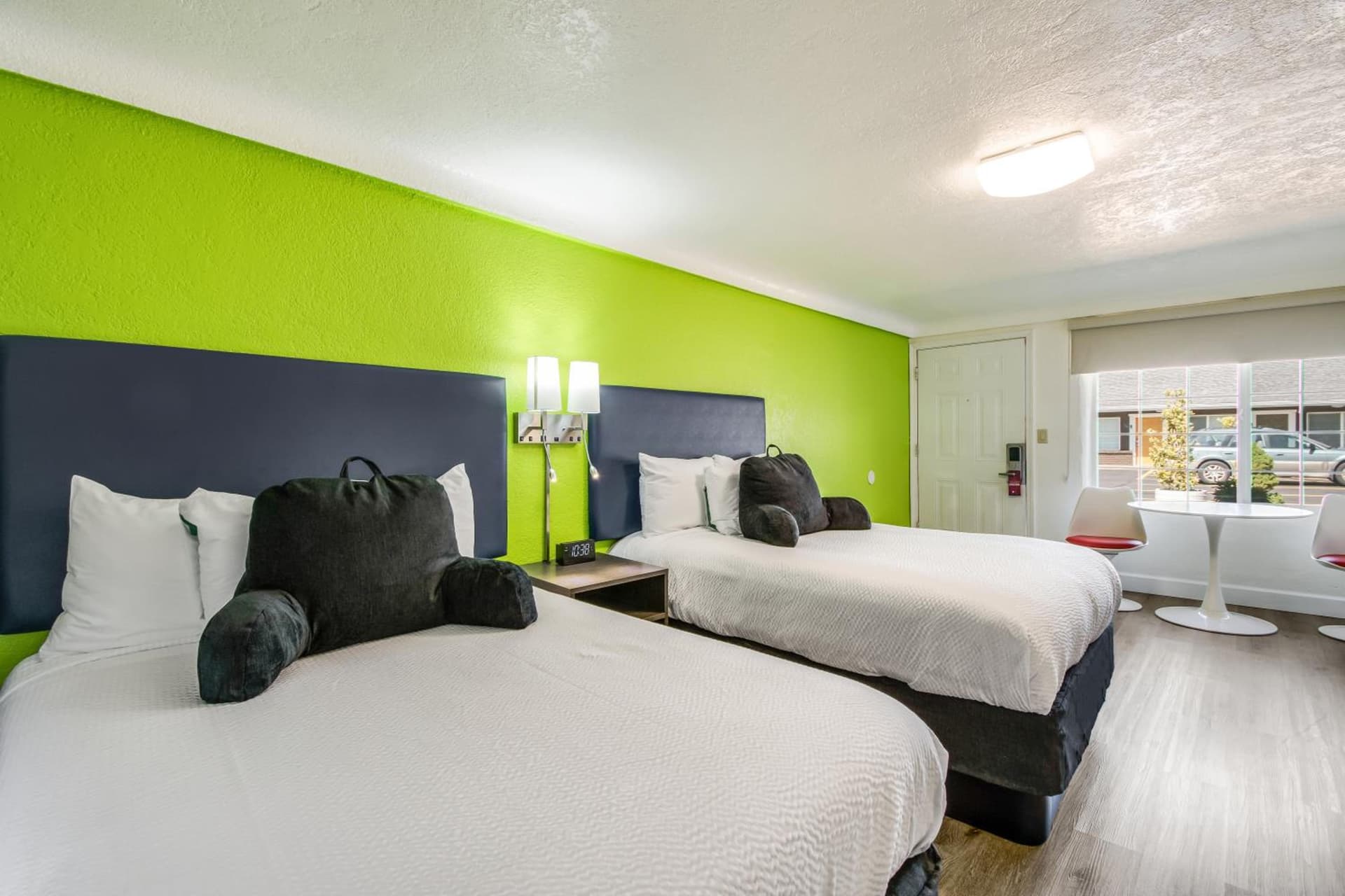 Signature Inn Eugene gallery photo in Eugene, OR — image 30