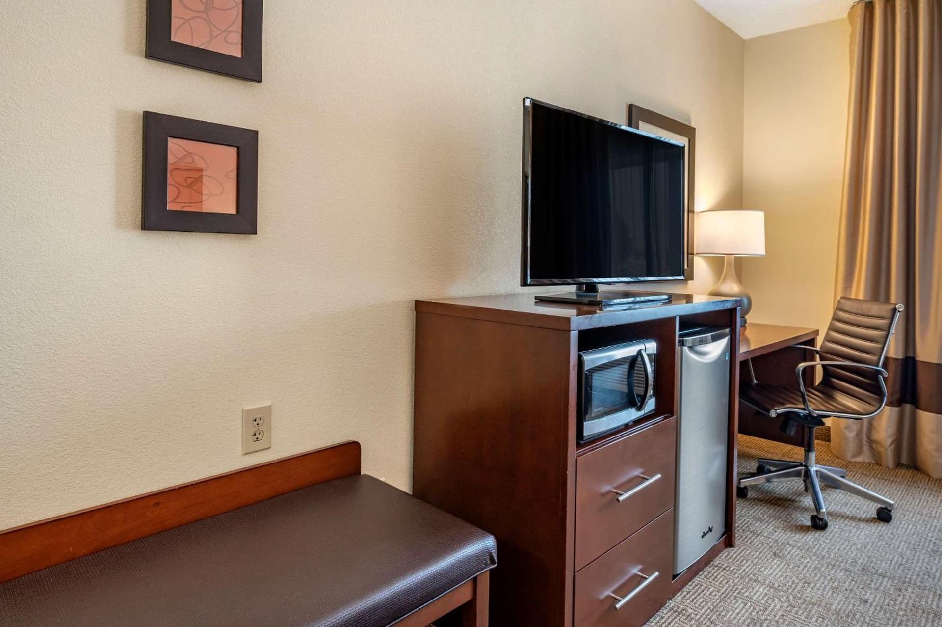 Comfort Suites Columbus West - Hilliard gallery photo in Columbus, OH — image 16