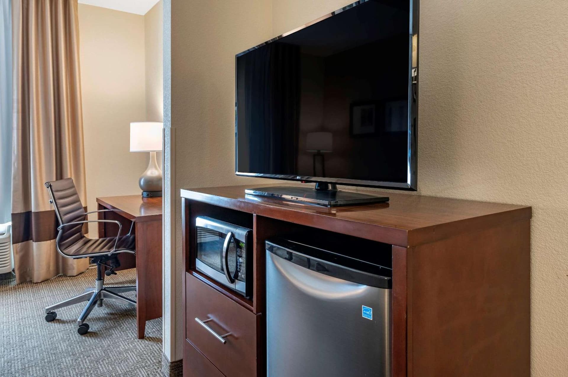 Comfort Suites Columbus West - Hilliard gallery photo in Columbus, OH — image 30