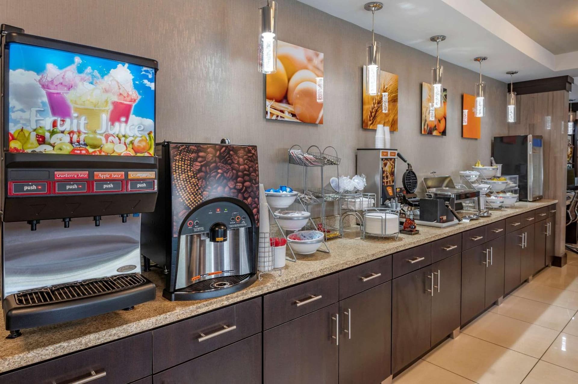 Comfort Suites Columbus West - Hilliard gallery photo in Columbus, OH — image 24