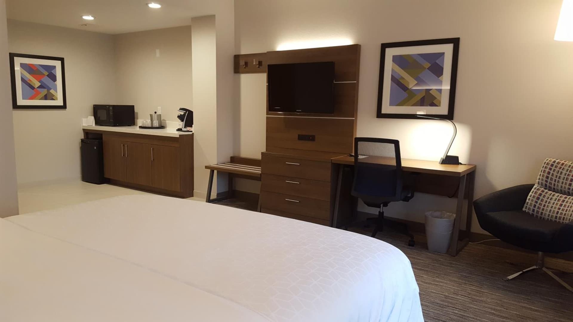 Holiday Inn Express Fremont - Milpitas Central by IHG gallery photo in Fremont, CA — image 8