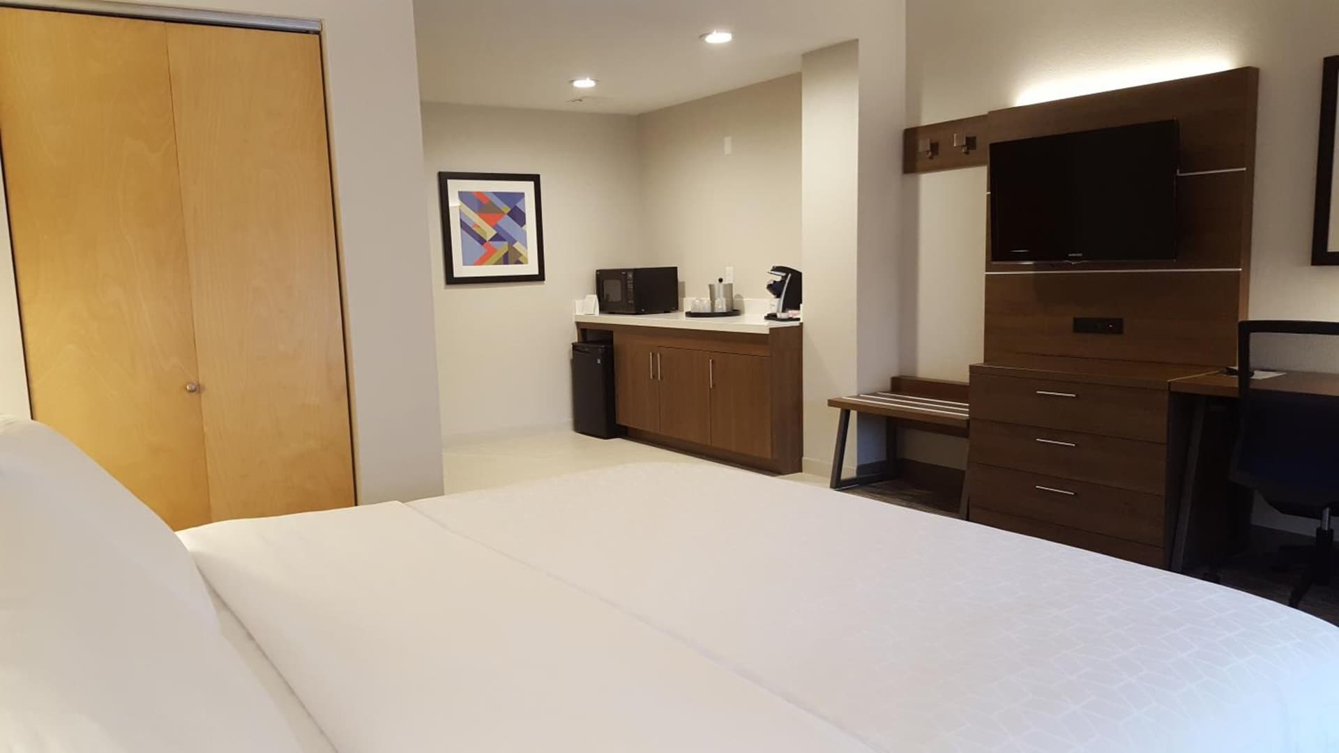Holiday Inn Express Fremont - Milpitas Central by IHG gallery photo in Fremont, CA — image 5