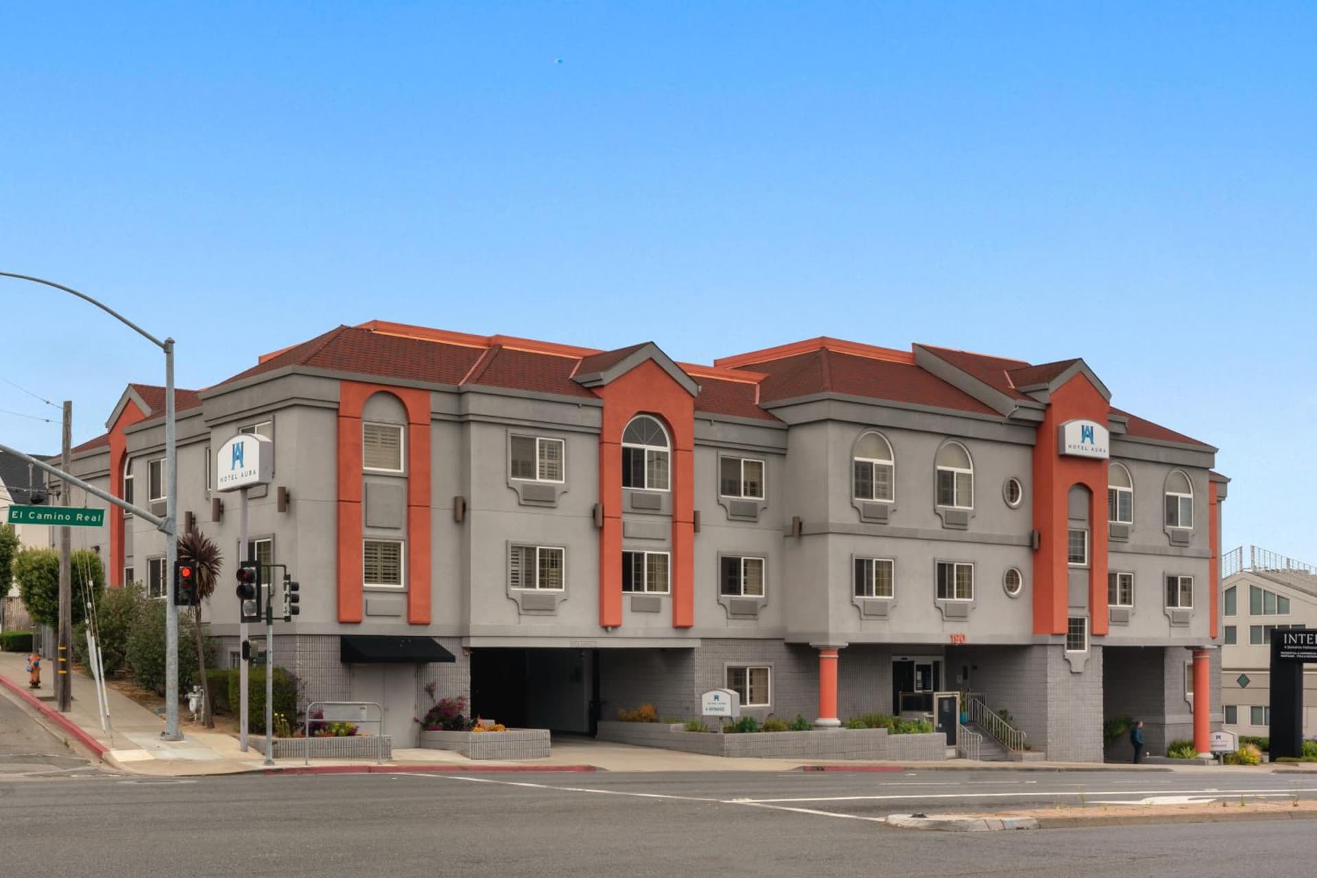 Hotel Aura SFO Airport FREE SHUTTLE interior in San Bruno, CA — gallery photo 2