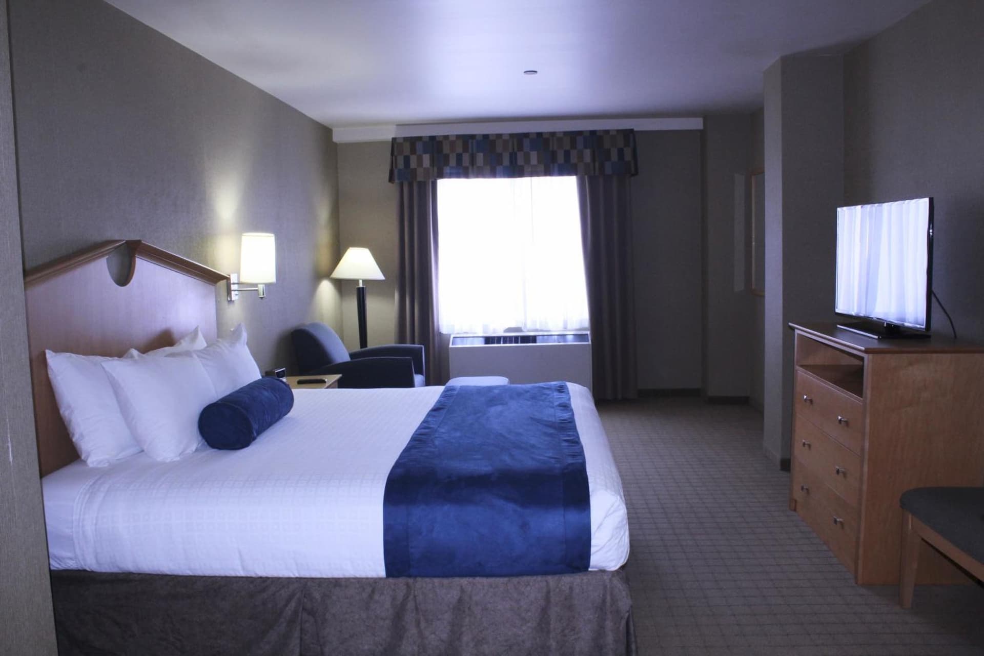 Marco LaGuardia Hotel & Suites gallery photo in Queens, NY — image 12