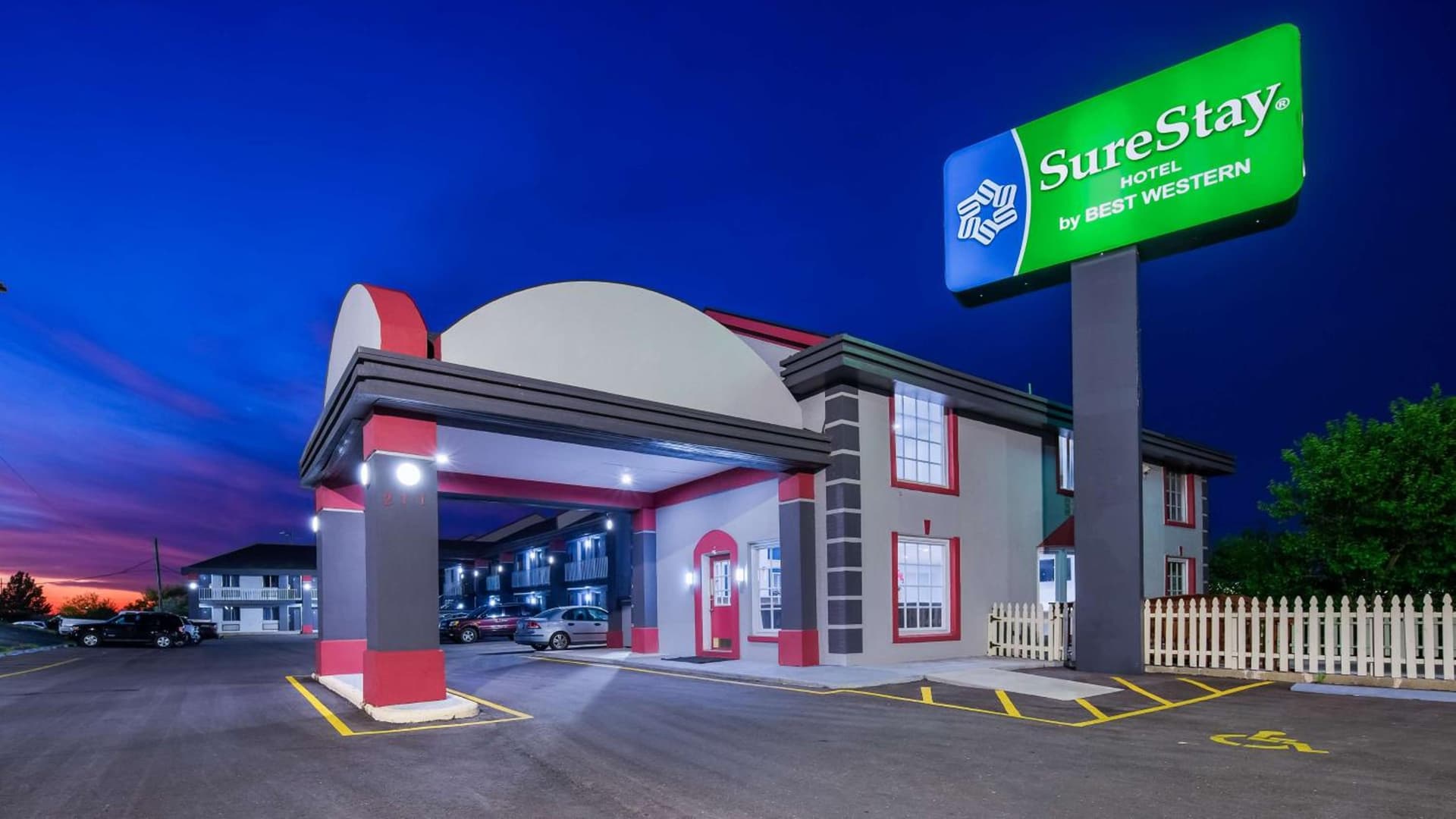 SureStay Hotel By Best Western Olathe gallery photo in Olathe, KS — image 15