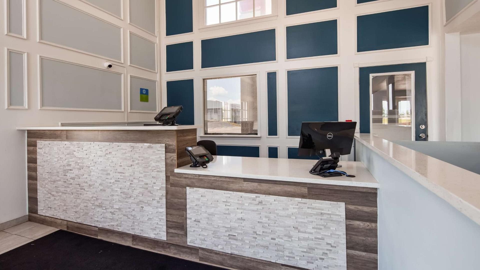 SureStay Hotel By Best Western Olathe interior in Olathe, KS — gallery photo 2