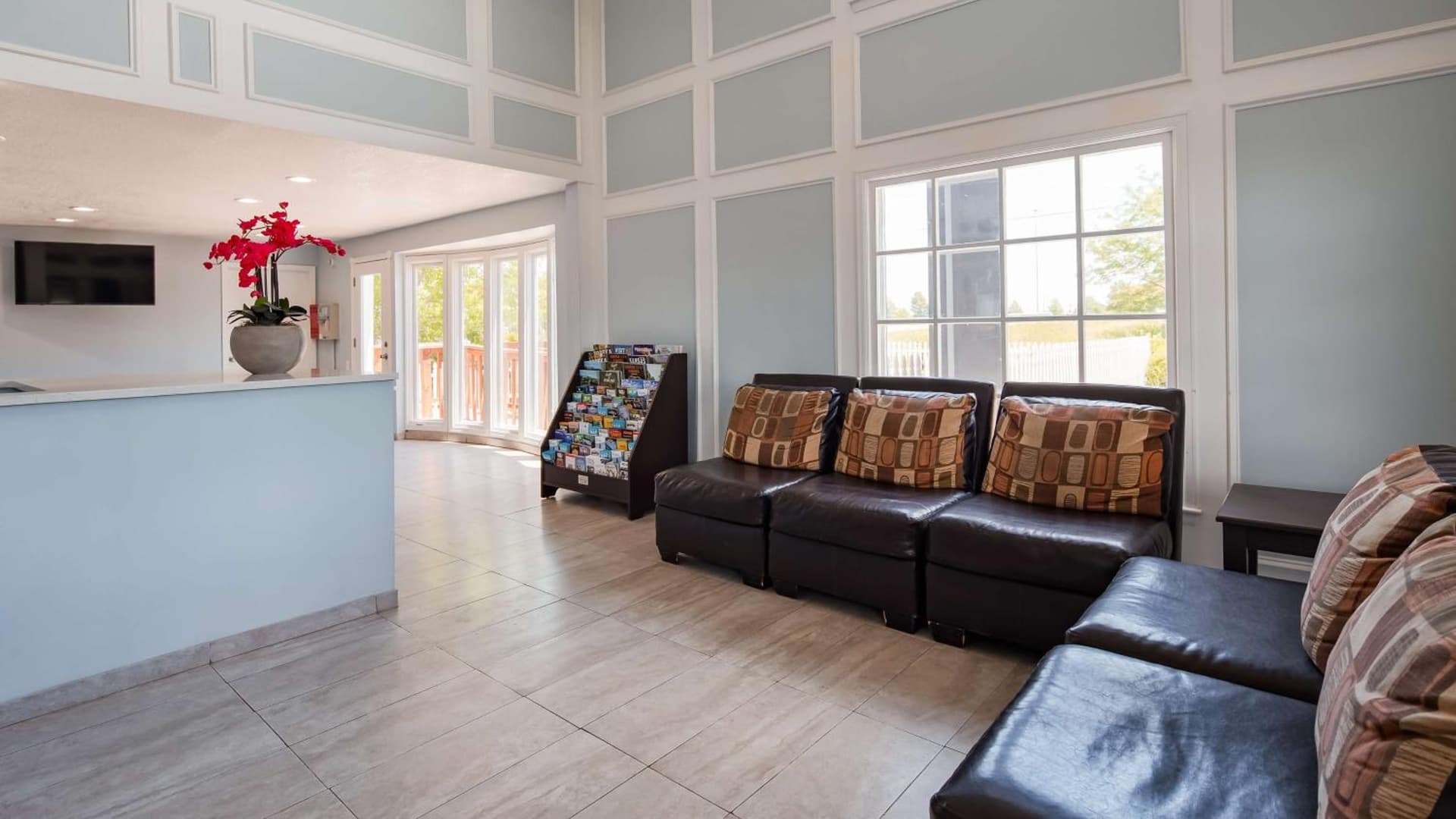 SureStay Hotel By Best Western Olathe gallery photo in Olathe, KS — image 18