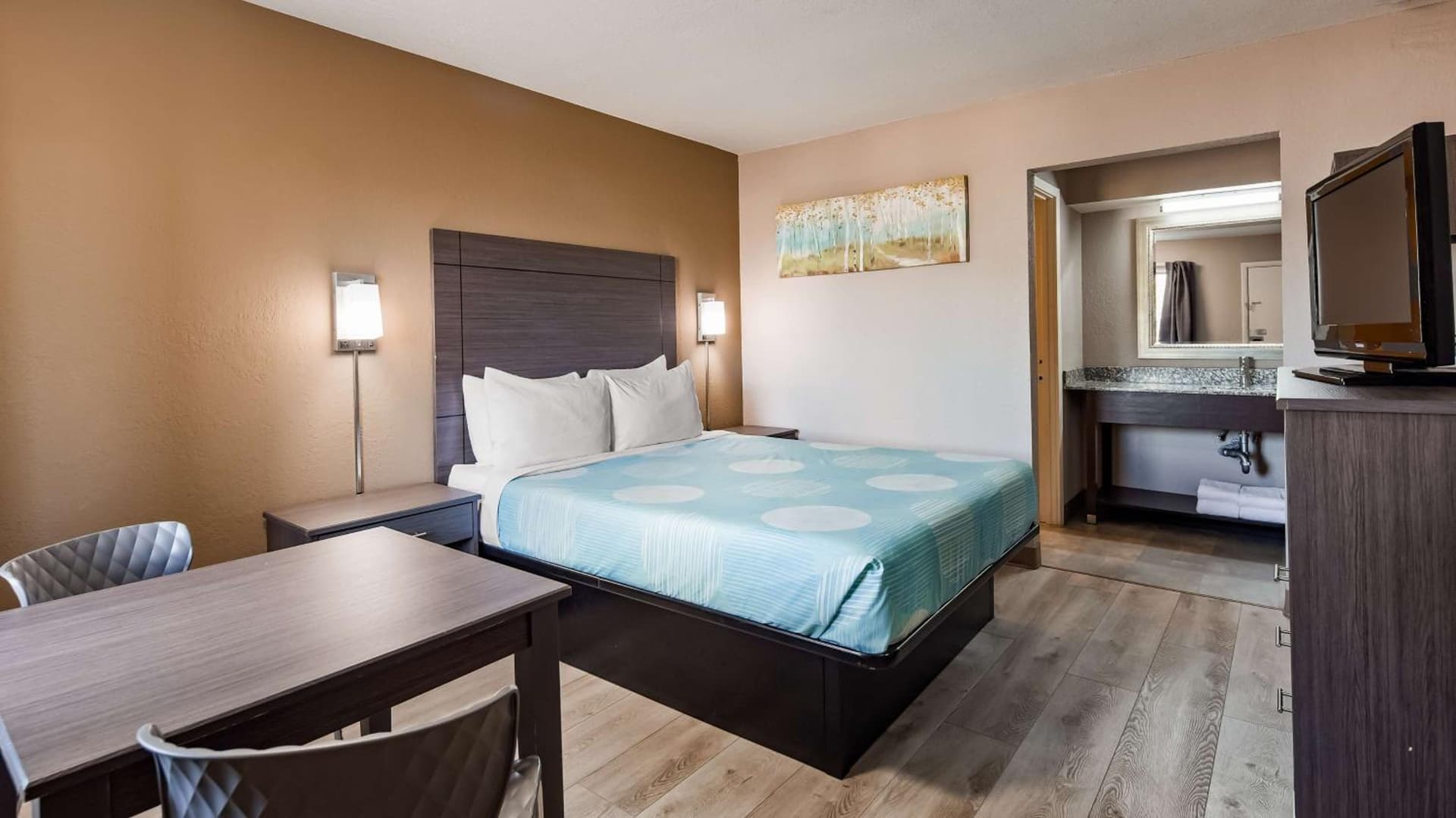 SureStay Hotel By Best Western Olathe gallery photo in Olathe, KS — image 13