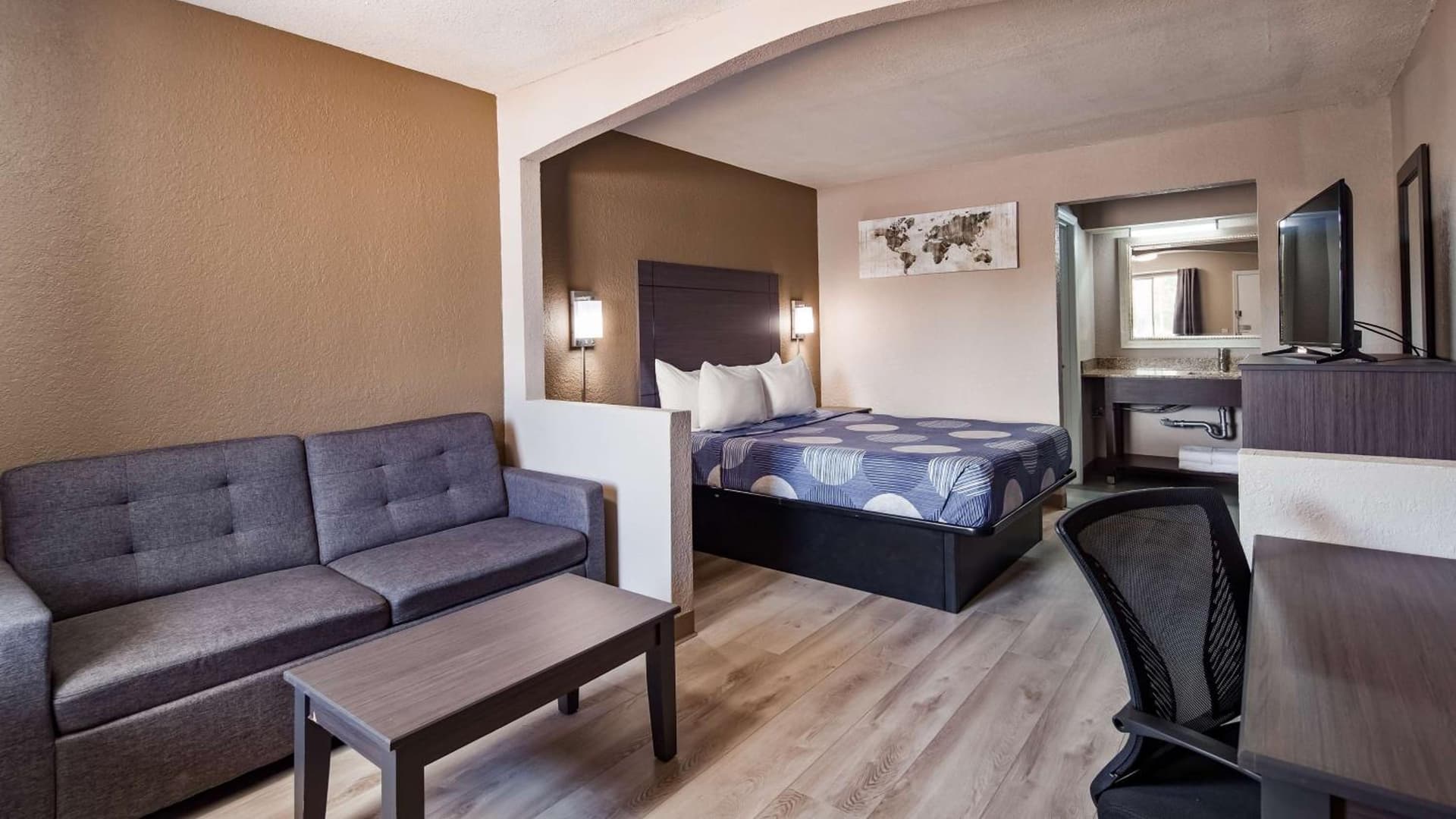 SureStay Hotel By Best Western Olathe gallery photo in Olathe, KS — image 21