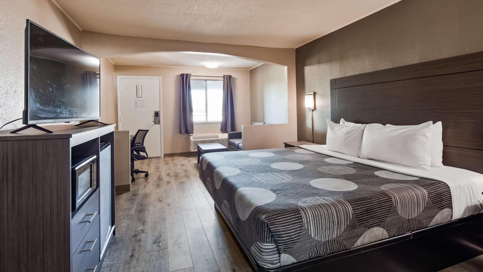 SureStay Hotel By Best Western Olathe gallery photo in Olathe, KS — image 26
