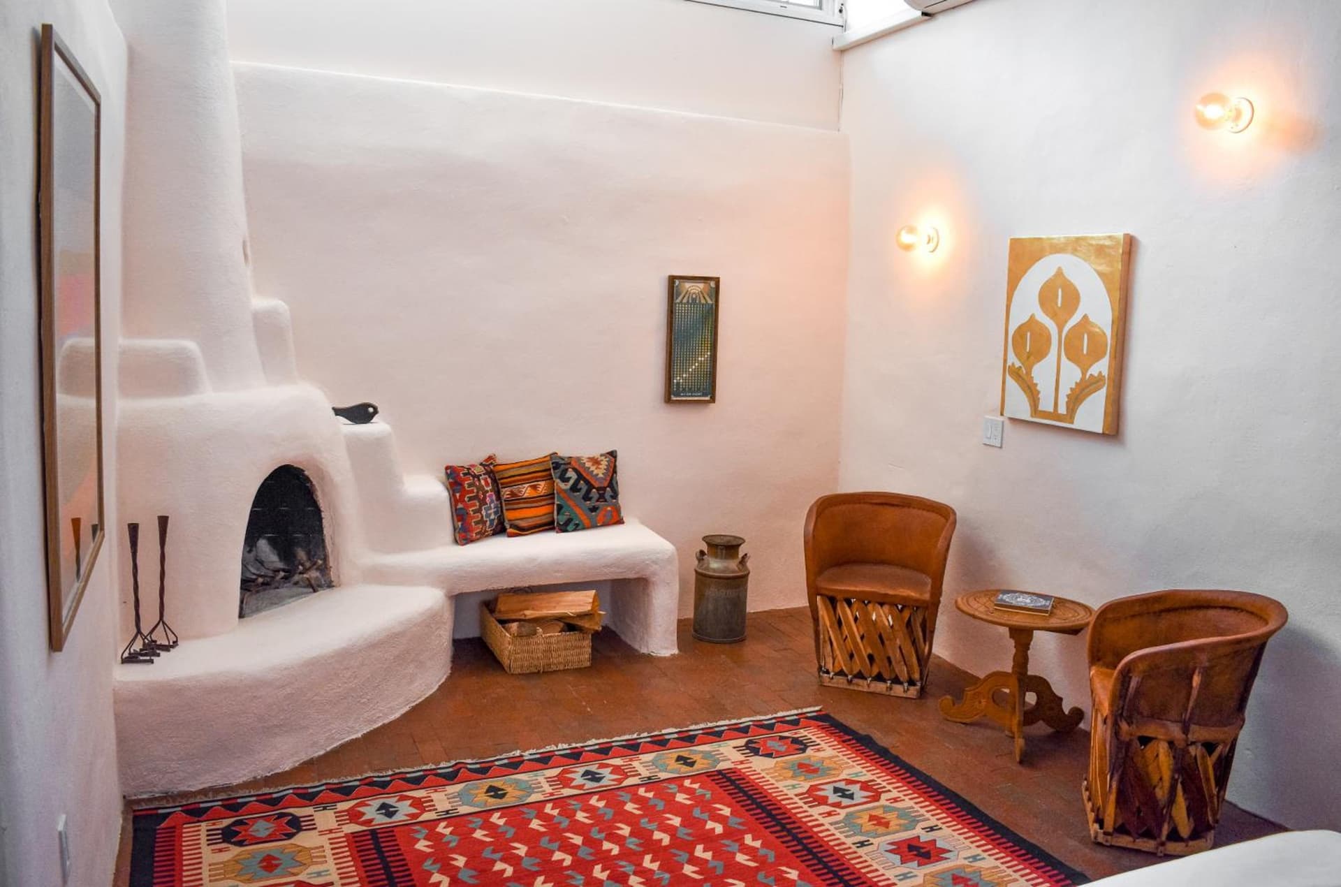 The Parador Farmhand 1 Downtown gallery photo in Santa Fe, NM — image 68