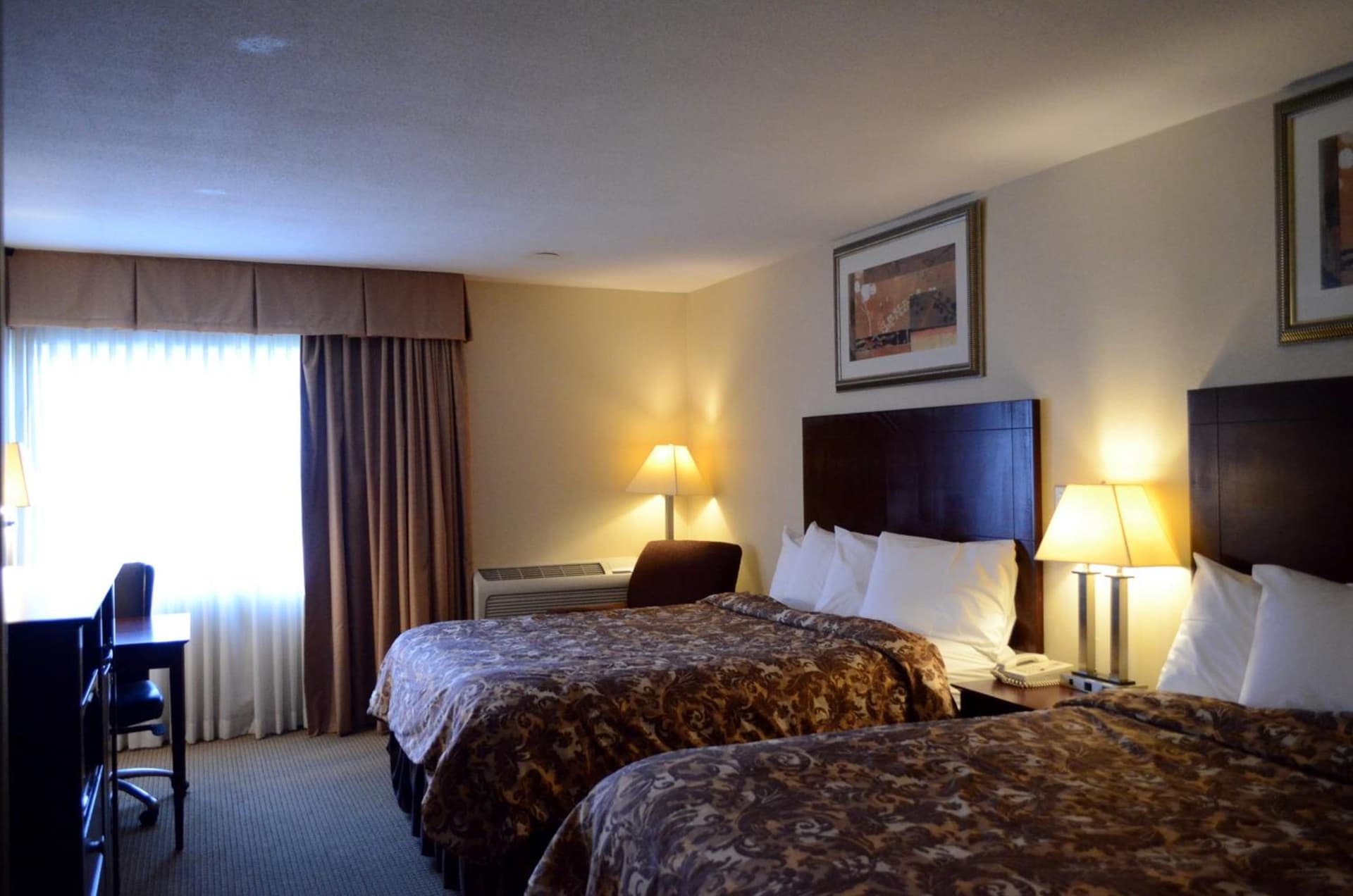 Rodeway Inn & Suites East Windsor property views in East Windsor — gallery photo 3