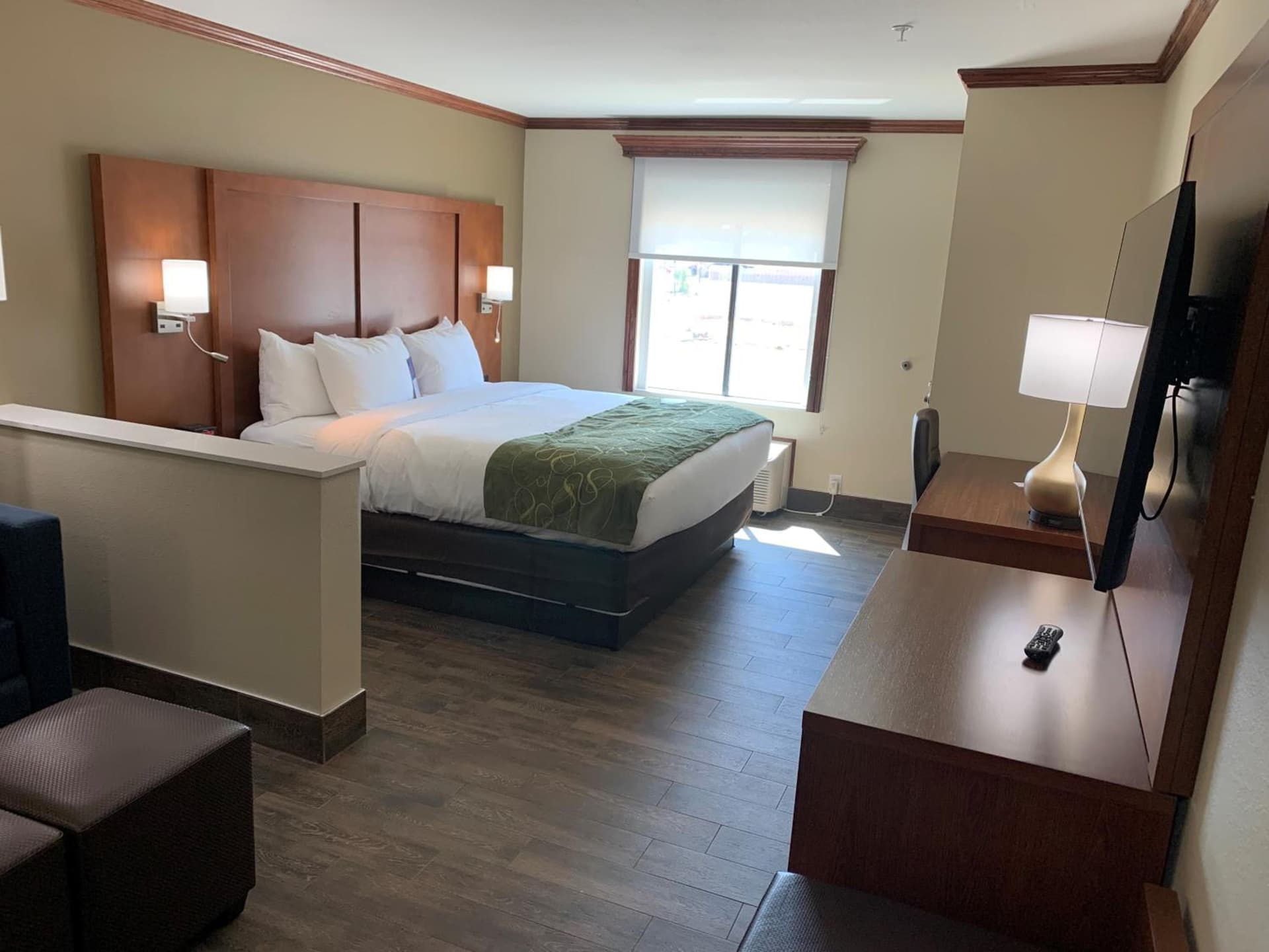 Comfort Suites West Monroe near Ike Hamilton Expo Center gallery photo in West Monroe, LA — image 77
