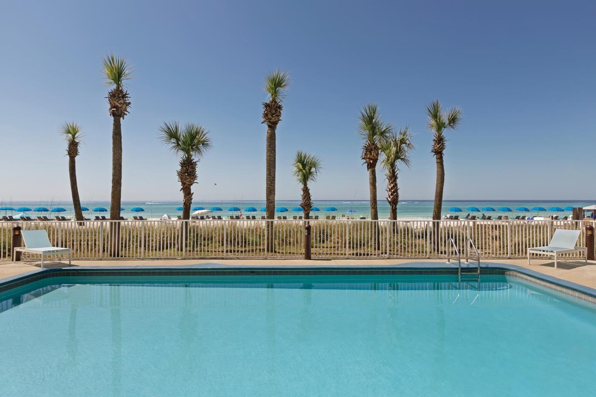 Radisson Beachfront Hotel - Panama City Beach gallery photo in Panama City Beach, FL — image 12