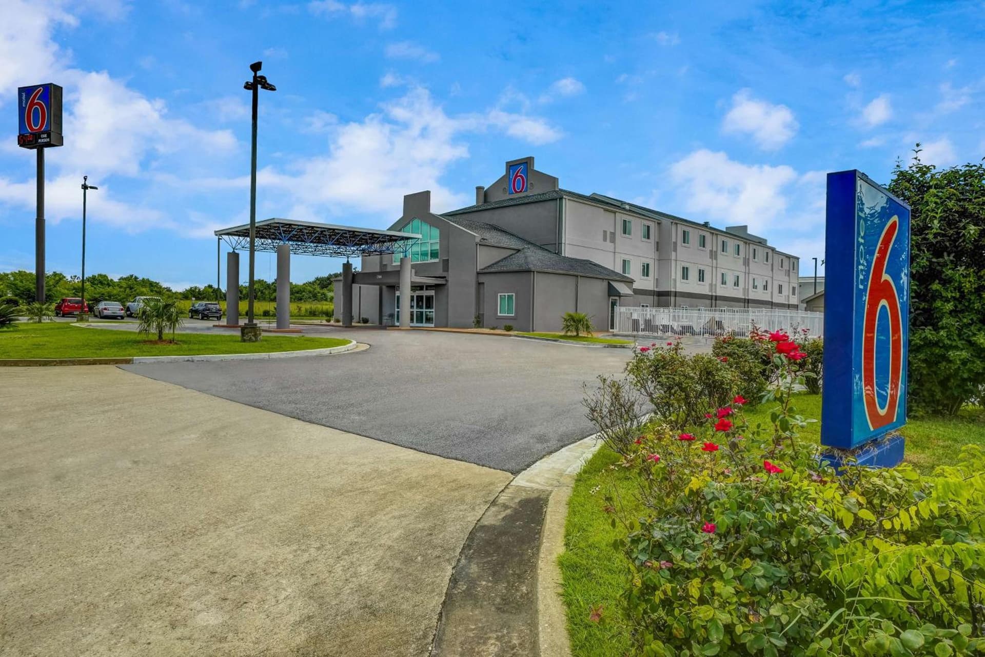 Motel 6-Montgomery, AL - Airport interior in Hope Hull, AL — gallery photo 2