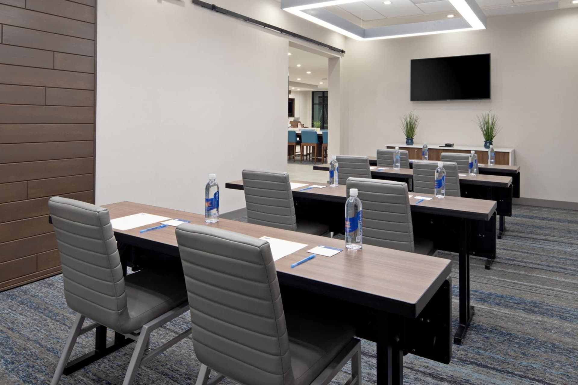 Holiday Inn Express & Suites - Valencia - Santa Clarita by IHG gallery photo in Valencia, CA — image 53