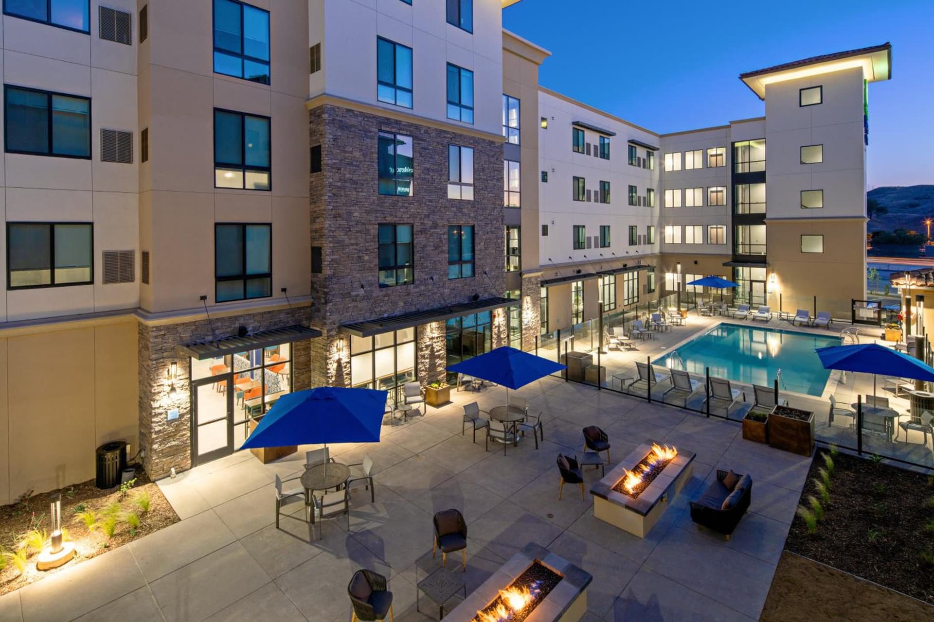 Holiday Inn Express & Suites - Valencia - Santa Clarita by IHG gallery photo in Valencia, CA — image 25