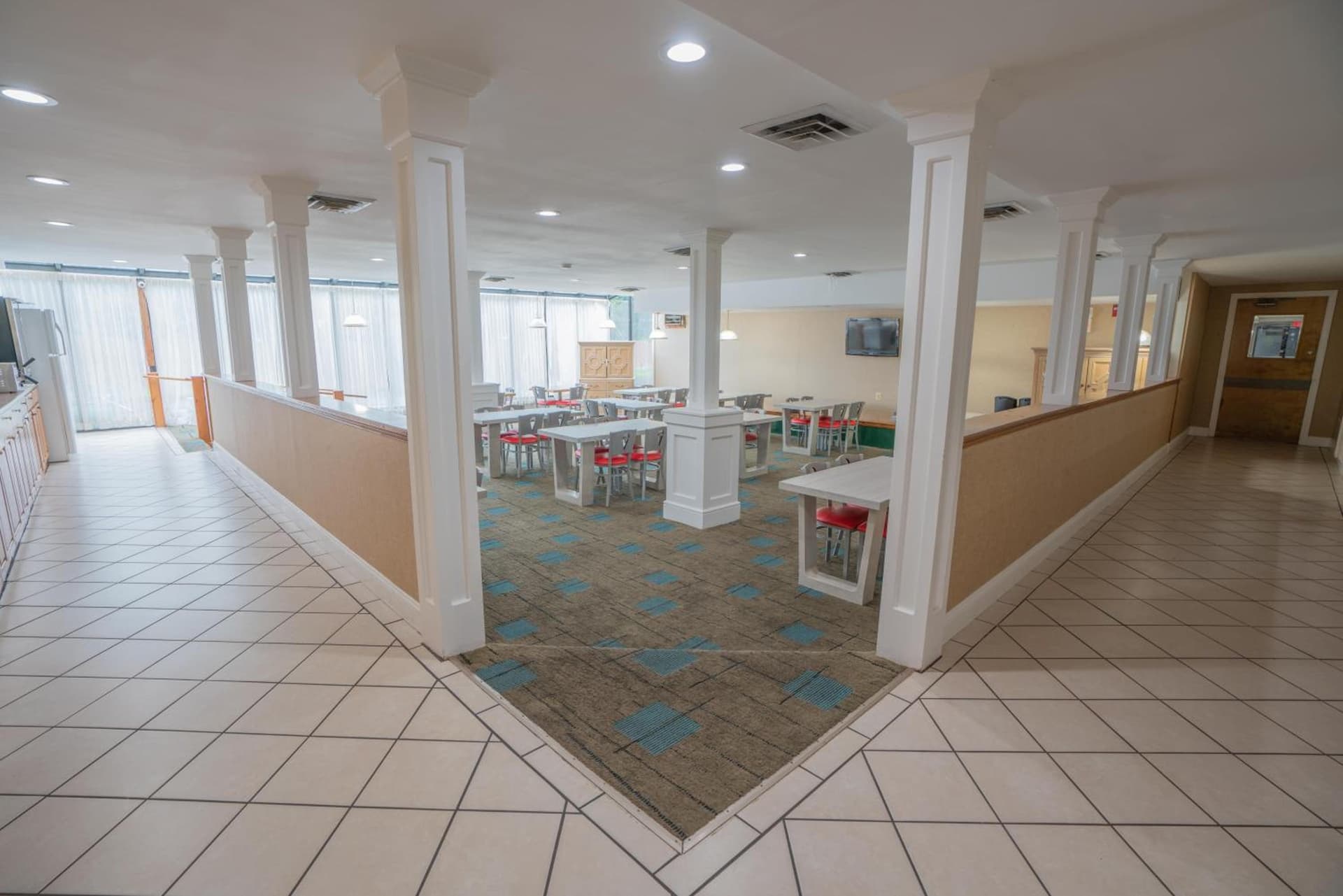 Ambassador Inn and Suites gallery photo in South Yarmouth, MA — image 35
