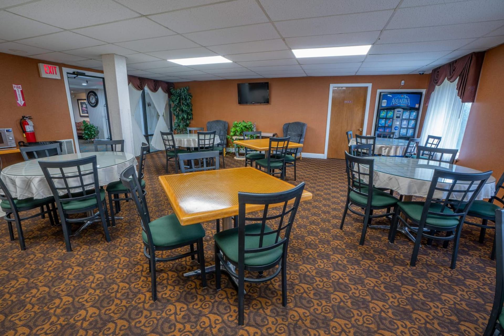 Ambassador Inn and Suites gallery photo in South Yarmouth, MA — image 18