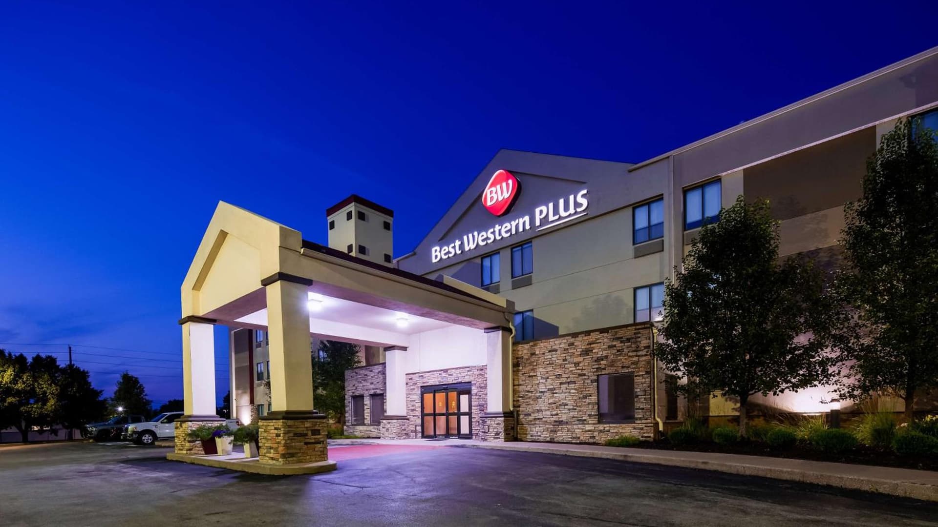 Best Western Plus Lee's Summit Hotel & Suites exterior or lobby in Lees Summit, MO — main listing photo