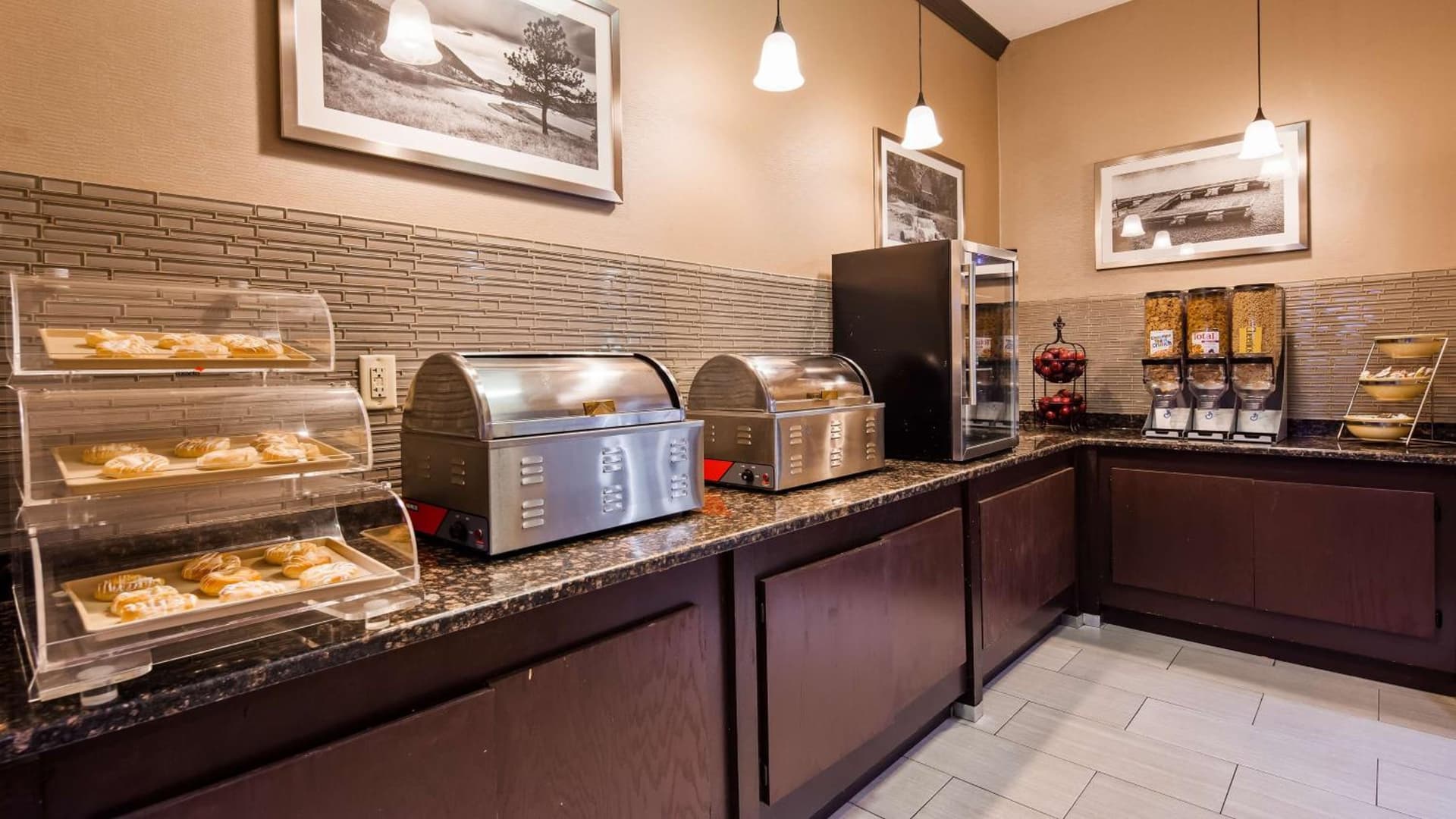 Best Western Plus Lee's Summit Hotel & Suites gallery photo in Lees Summit, MO — image 18