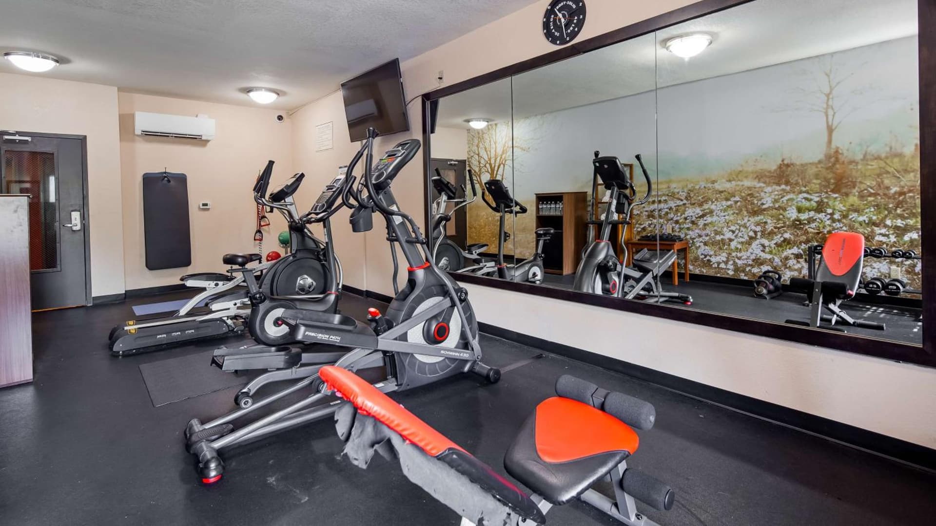Best Western Plus Lee's Summit Hotel & Suites gallery photo in Lees Summit, MO — image 29