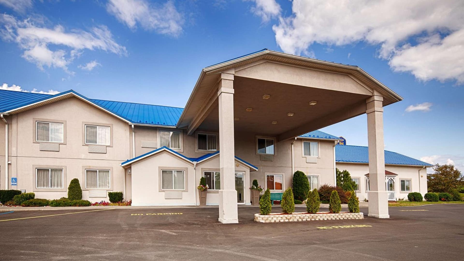 Spark by Hilton West Coxsackie featured exterior or lobby in West Coxsackie, NY — similar hotel