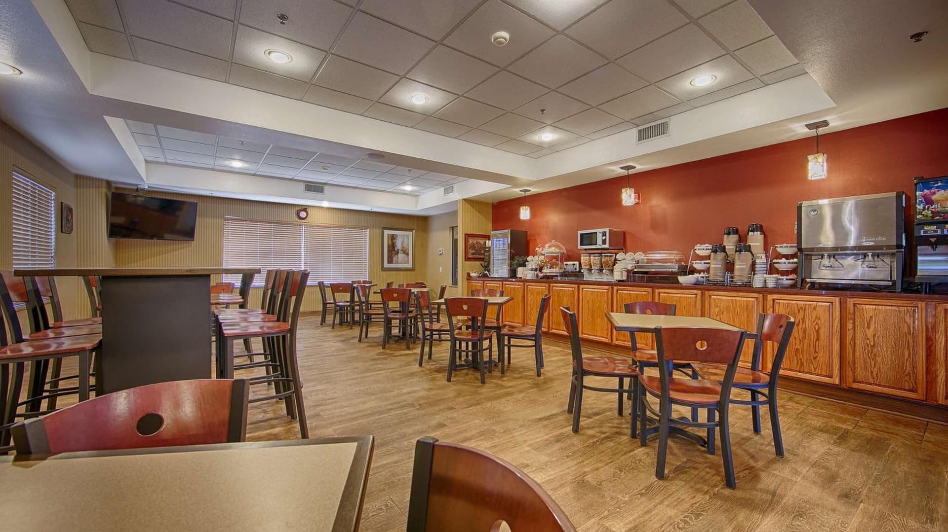 Best Western Plus Tulsa Woodland Hills Hotel and Suites gallery photo in Tulsa, OK — image 14