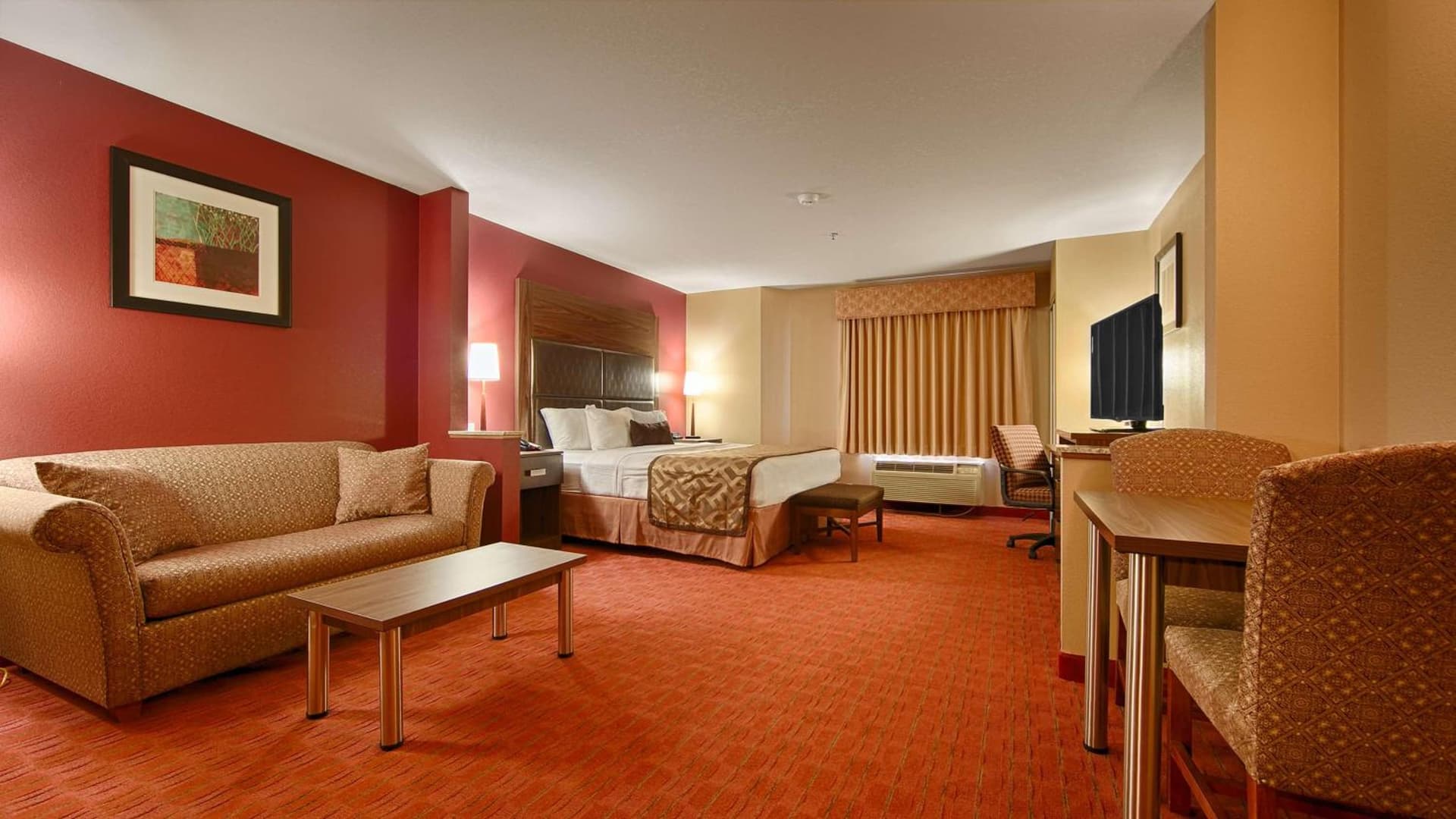 Best Western Plus Tulsa Woodland Hills Hotel and Suites gallery photo in Tulsa, OK — image 6