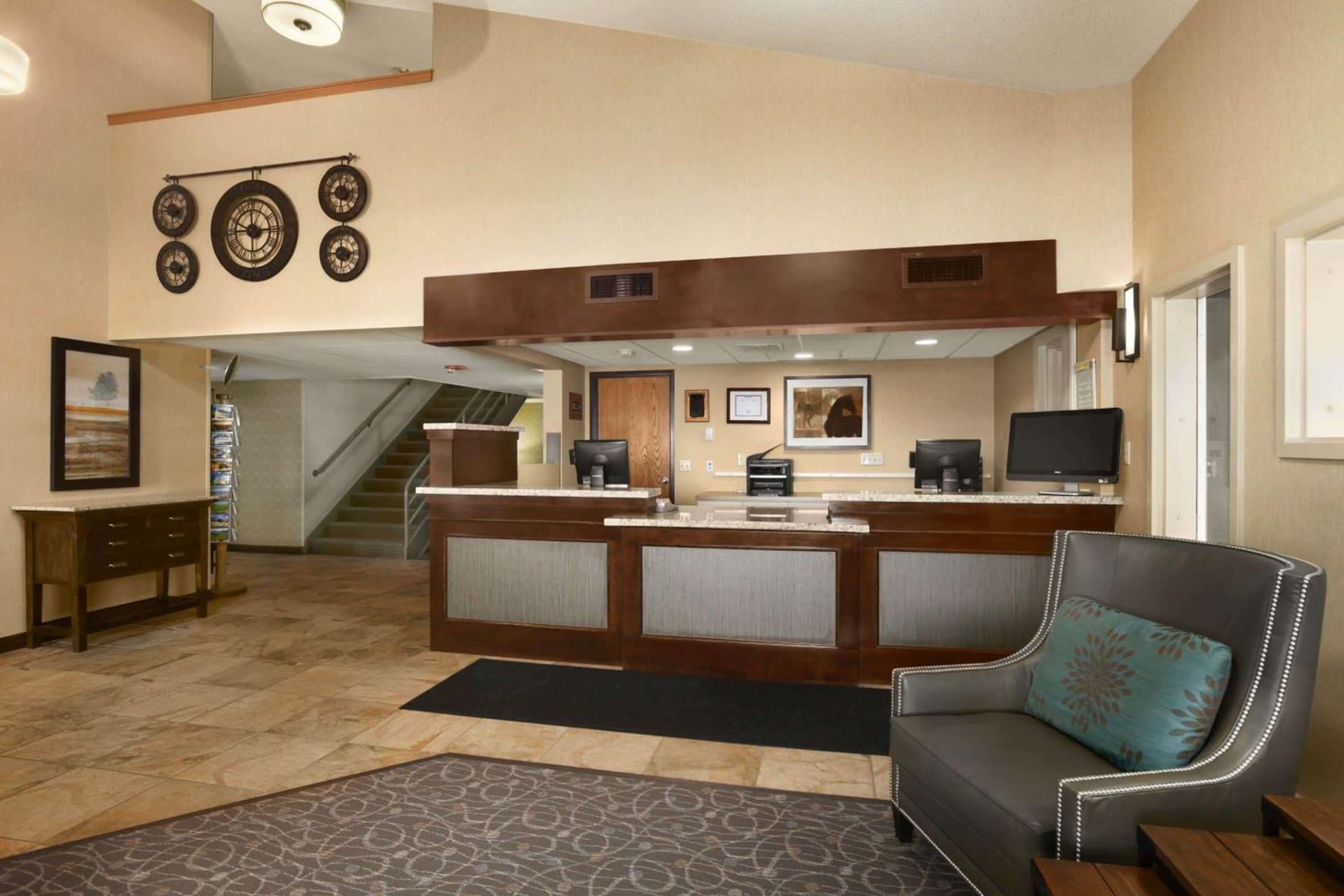 Days Inn by Wyndham Helena interior in Helena, MT — gallery photo 2