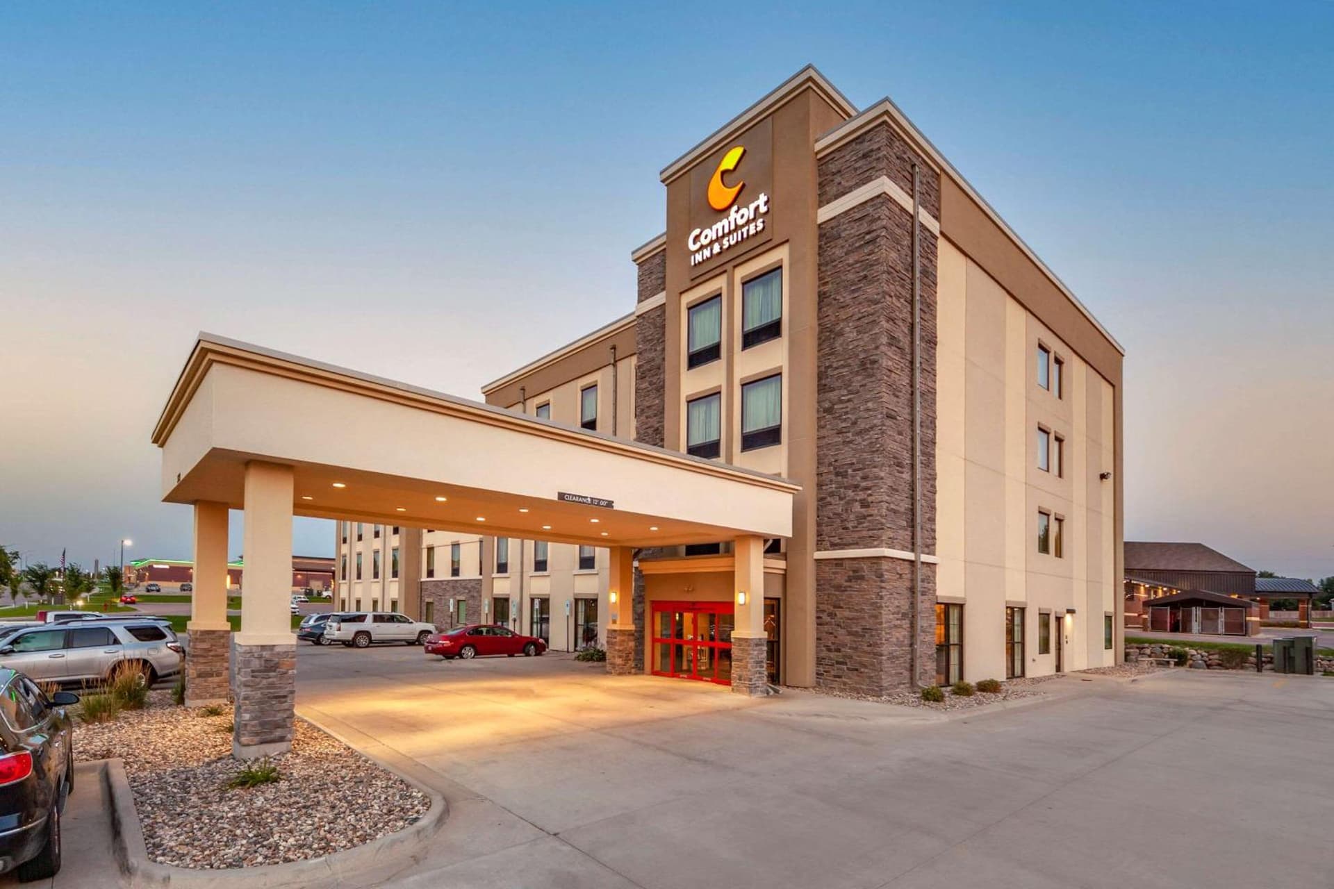 Comfort Inn & Suites Avera Southwest property views in Sioux Falls, SD — gallery photo 3